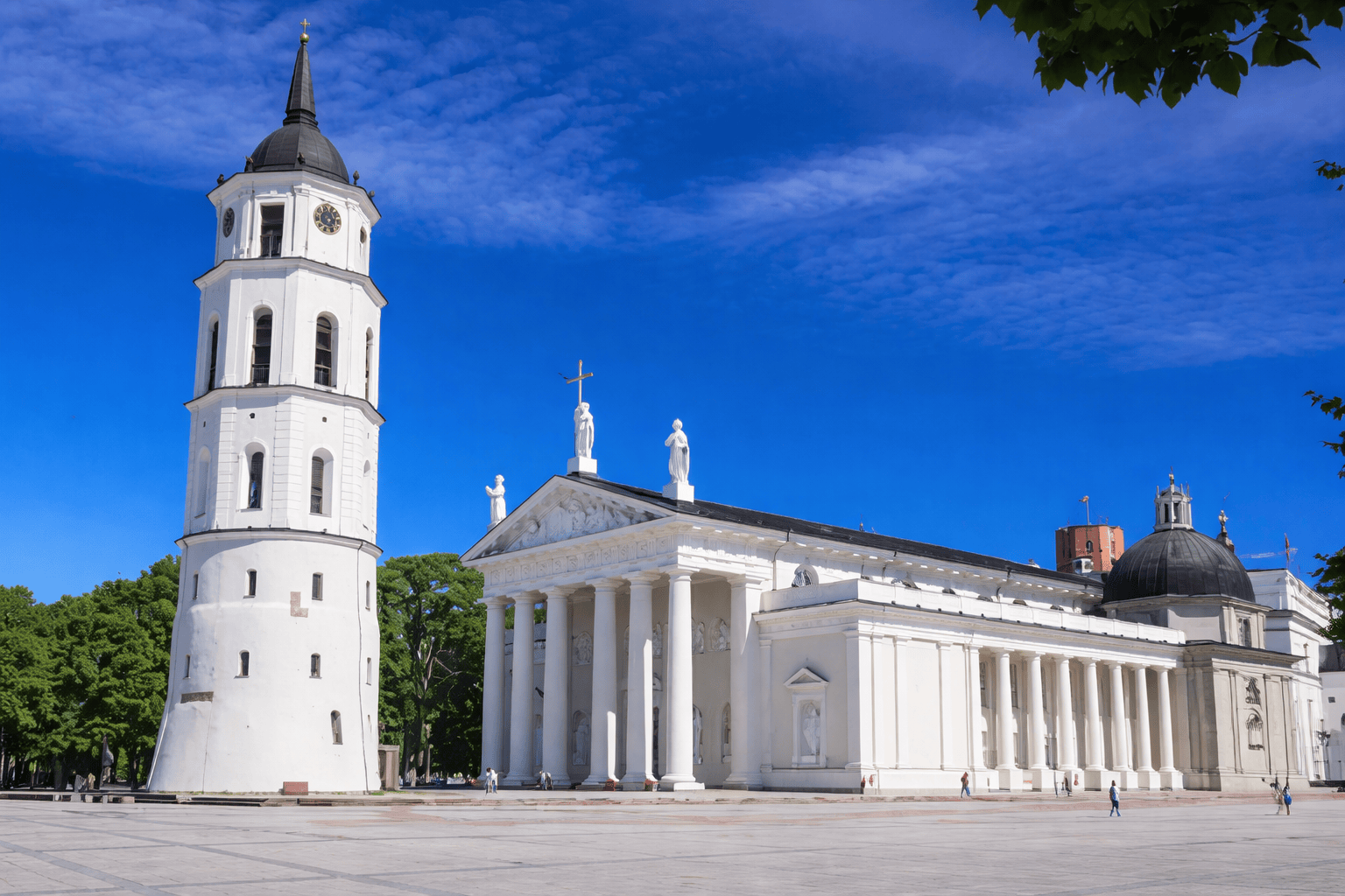Vilnius Cathedral & Cathedral Square - The Civic Heart of Lithuania