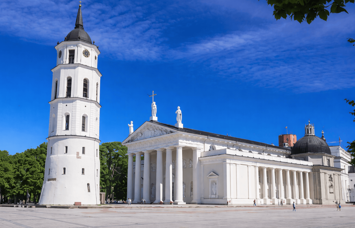 Vilnius Cathedral & Cathedral Square - The Civic Heart of Lithuania