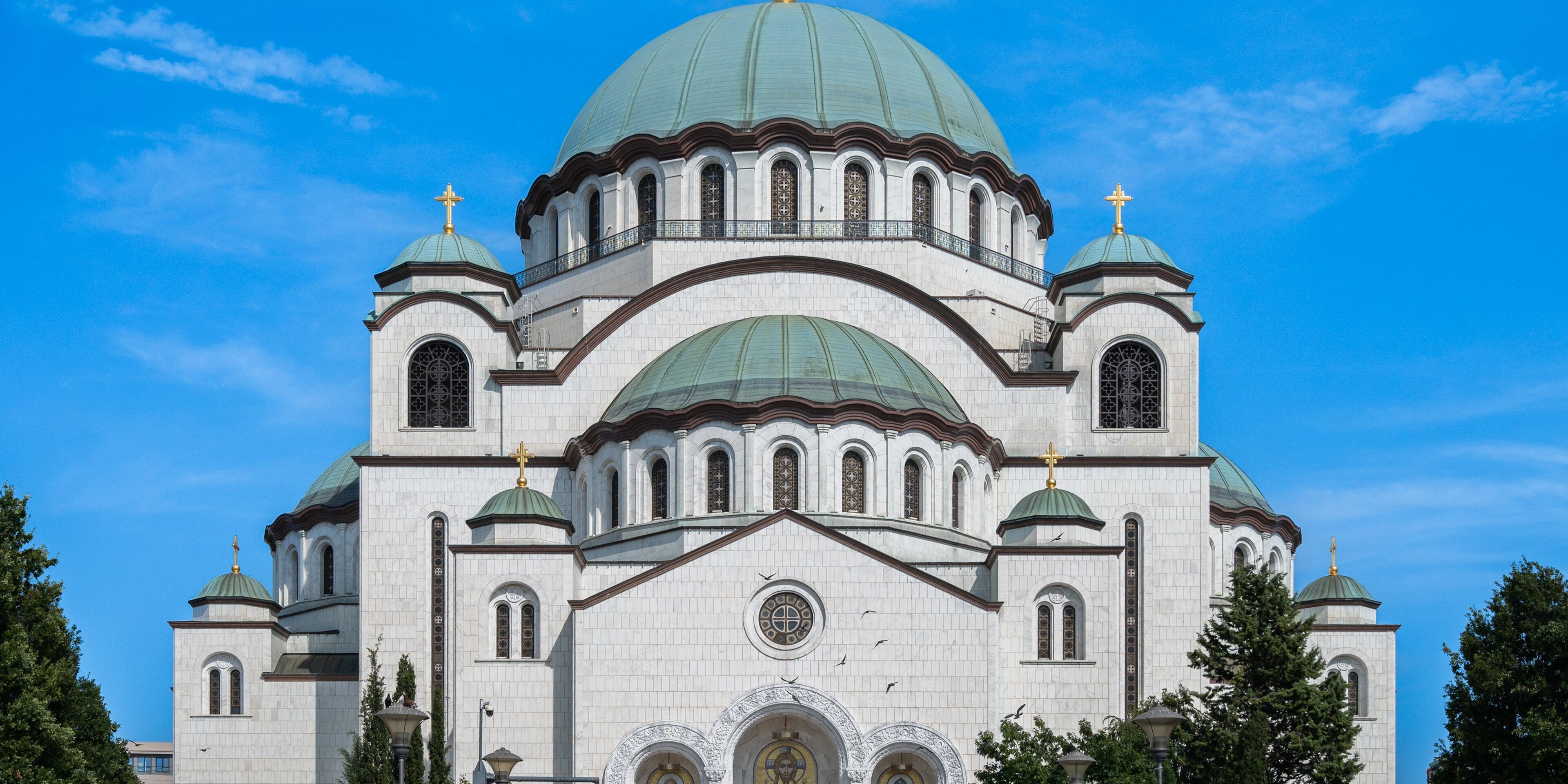 Hotels near Temple of Saint Sava