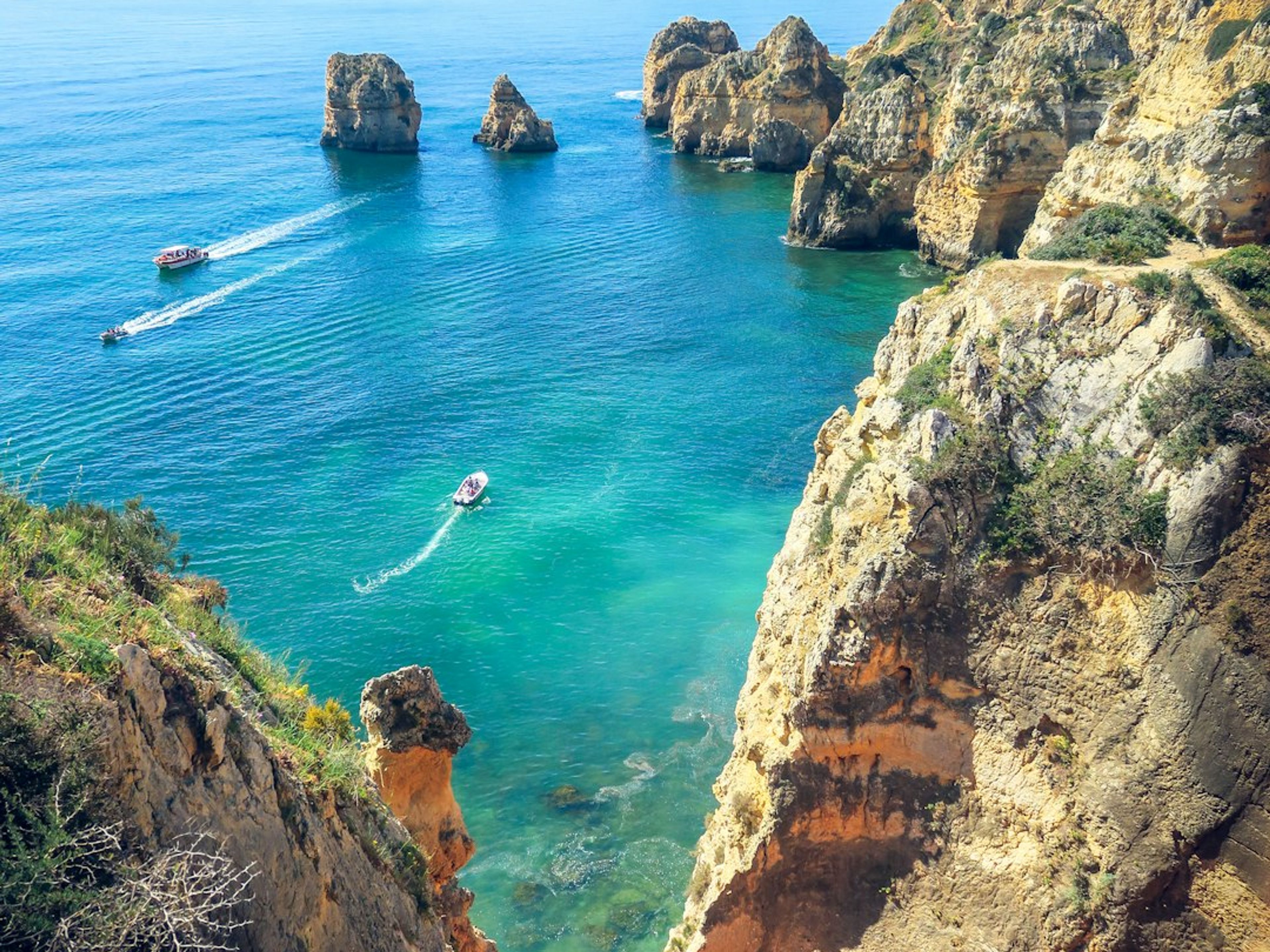 10 Top Places to Visit in Algarve, Portugal
