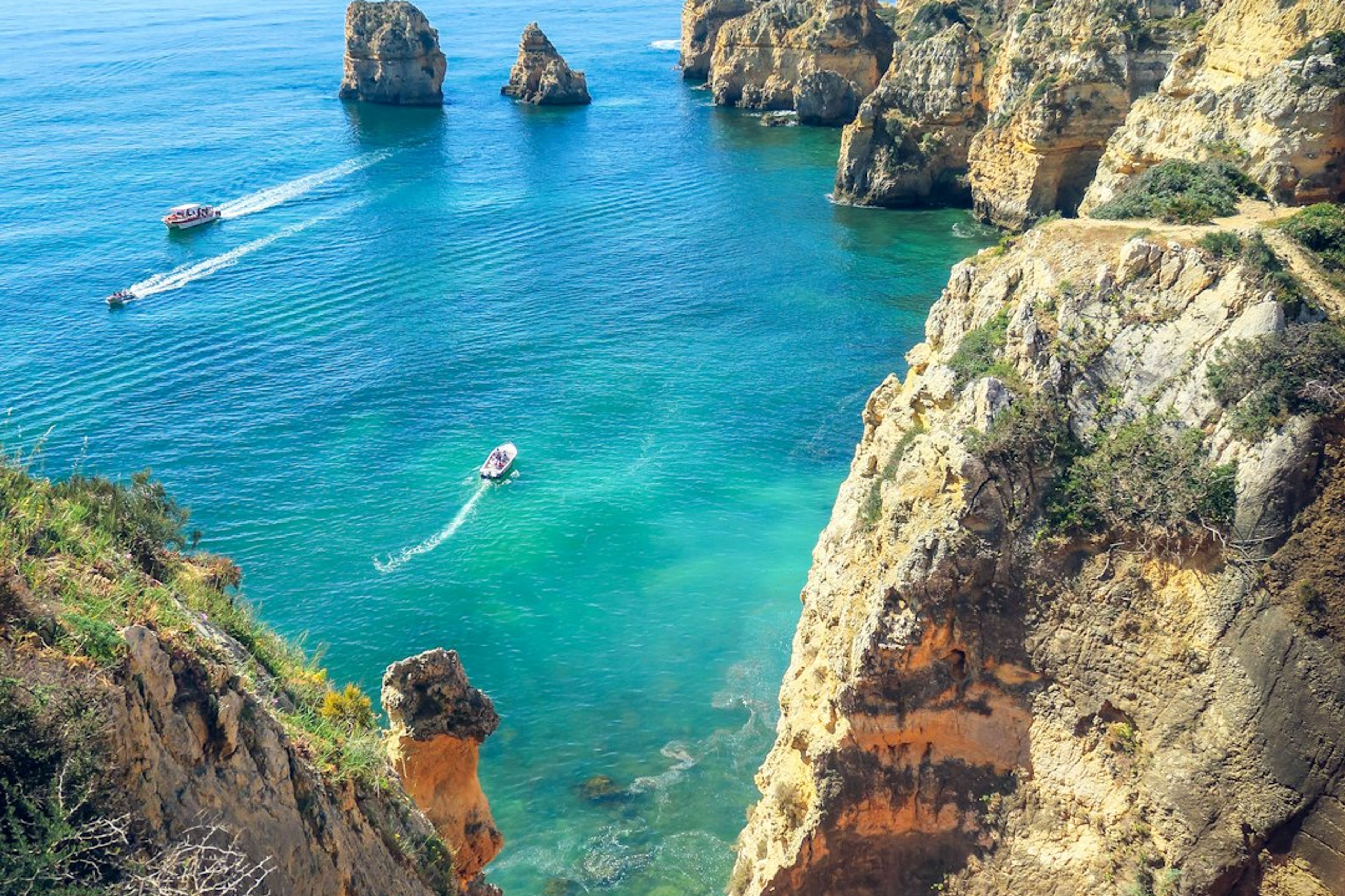 10 Top Places to Visit in Algarve, Portugal