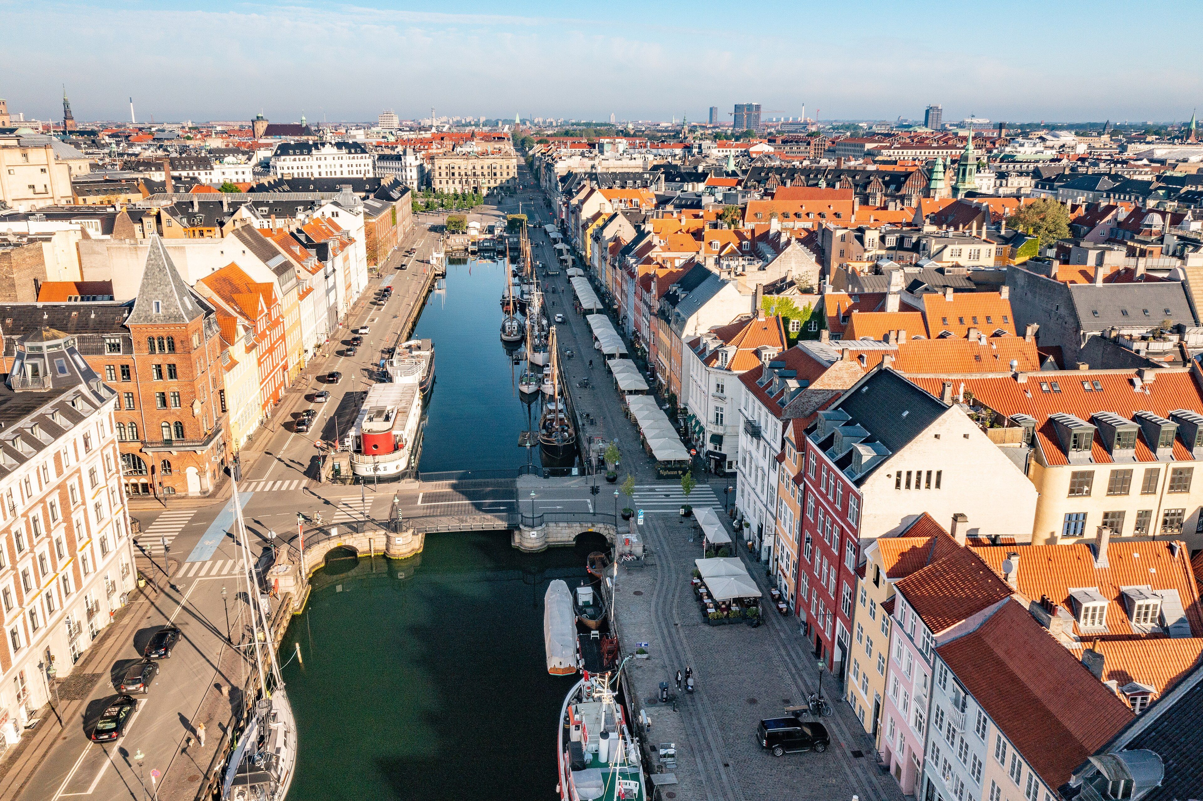 Nyhavn - The Postcard, Best Before Nine