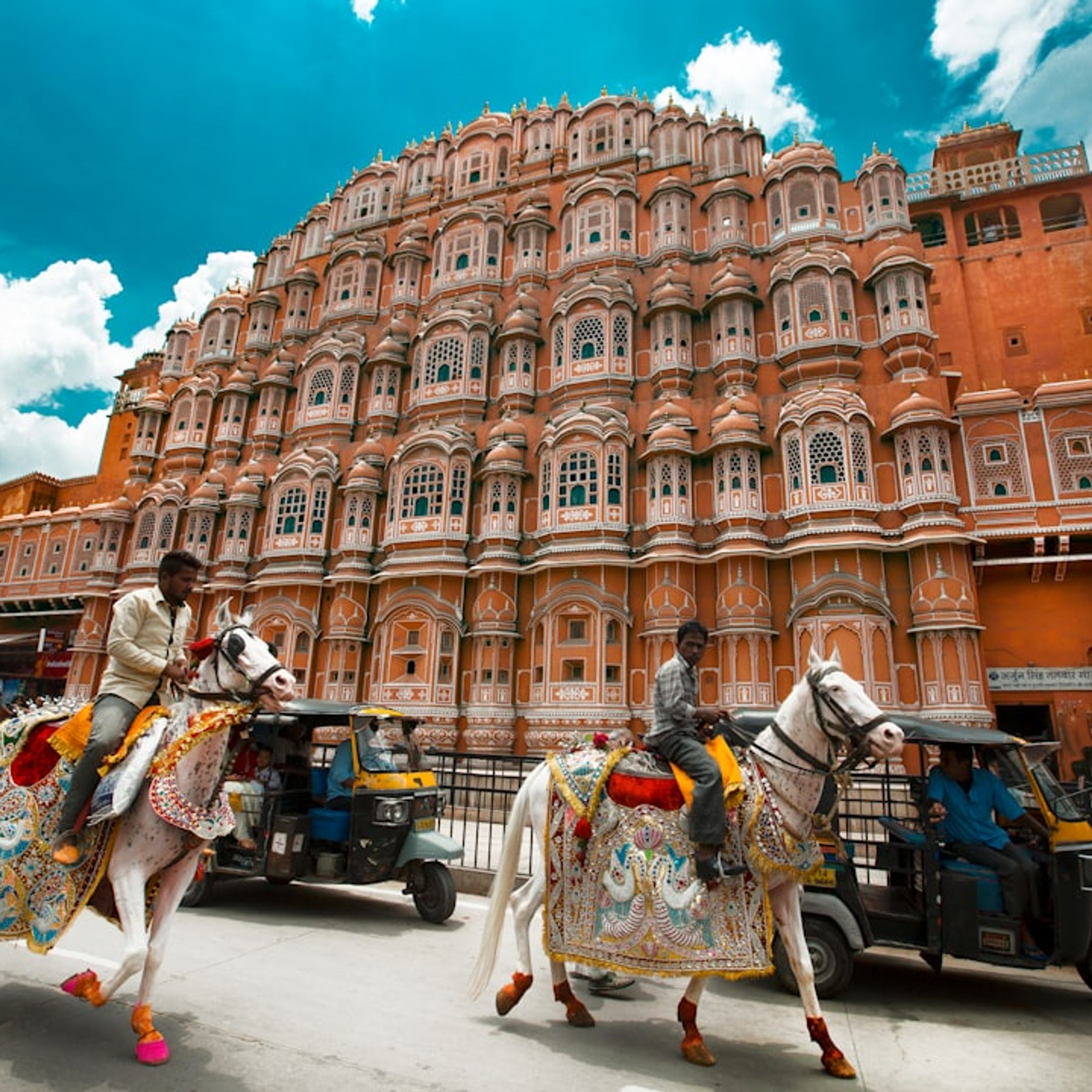 12 Top Places to Visit in Jaipur, India