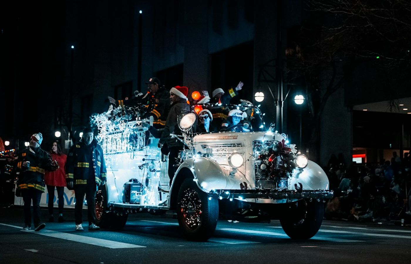 9NEWS Parade of Lights - Downtown Denver's Holiday Parade