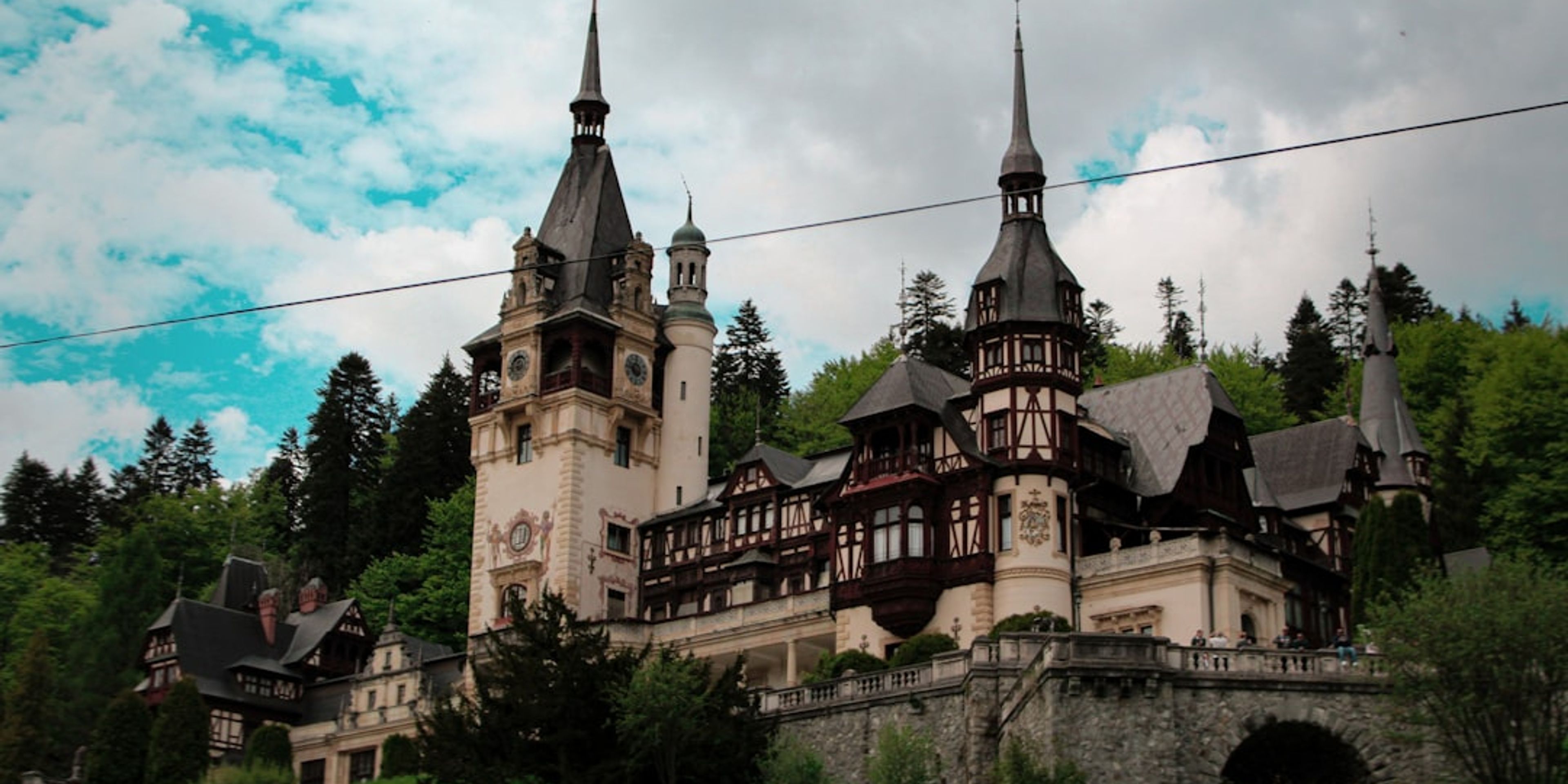 Hotels near Day Trip to Sinaia and Peles Castle