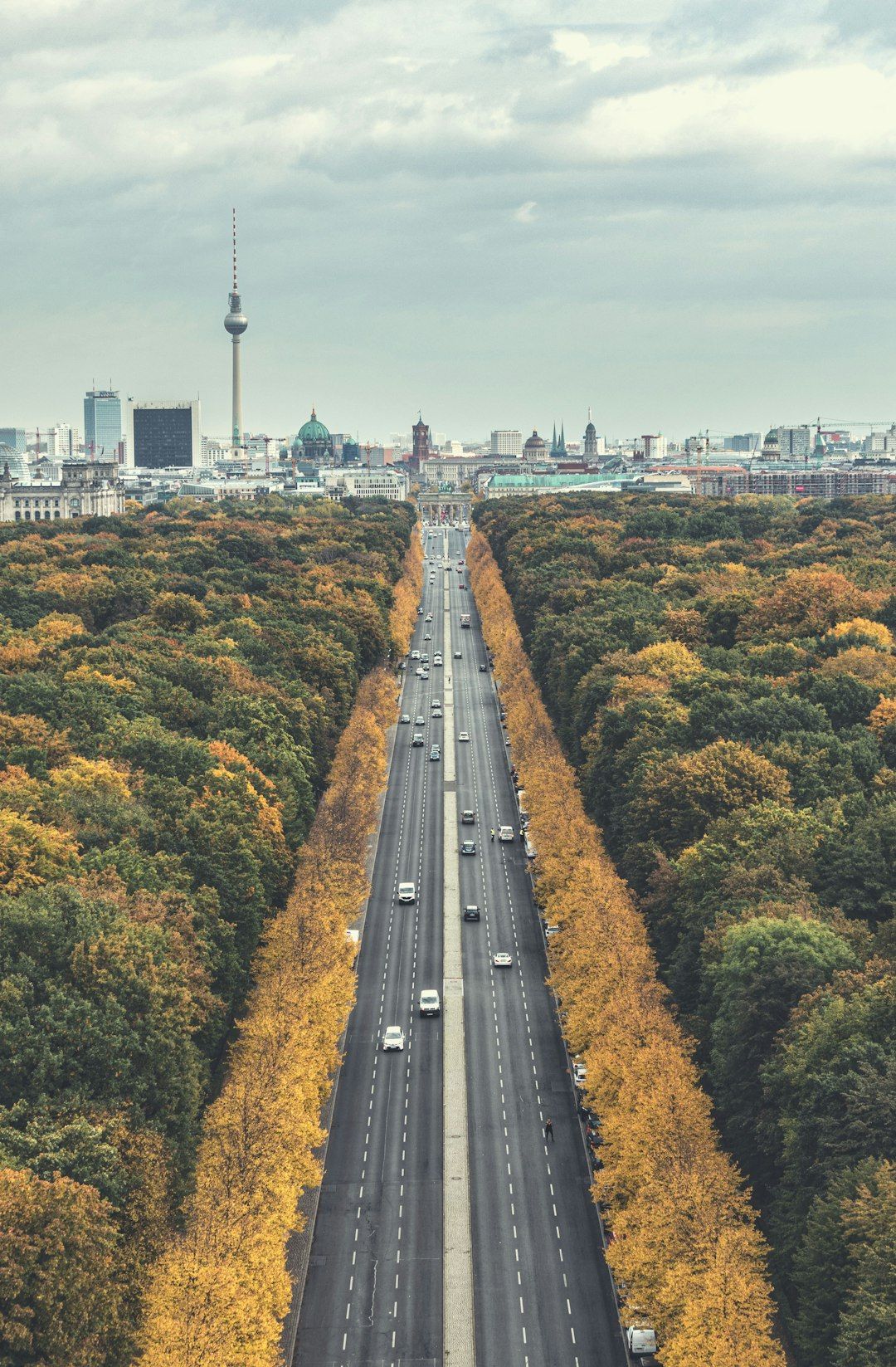 Berlin in October: Weather, Parks and Festivals