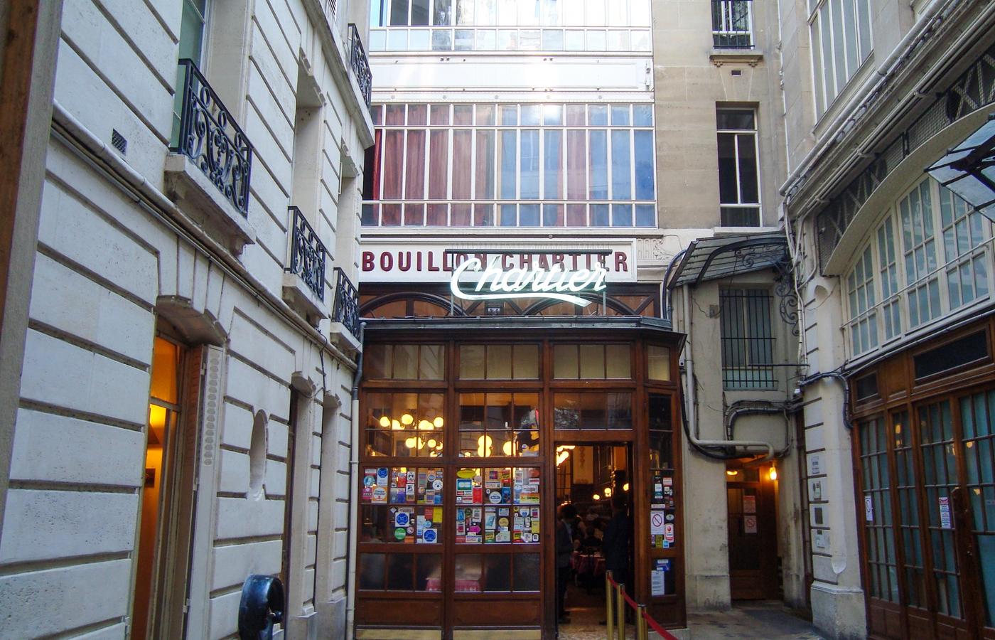 Bouillon Chartier Grands Boulevards - A Monument Historique Where Two Courses Cost About €25