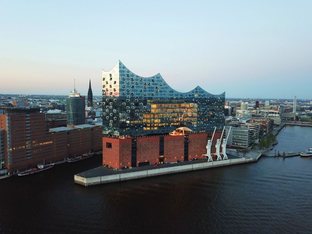 Elbphilharmonie and HafenCity - The Concert Hall on the Elbe