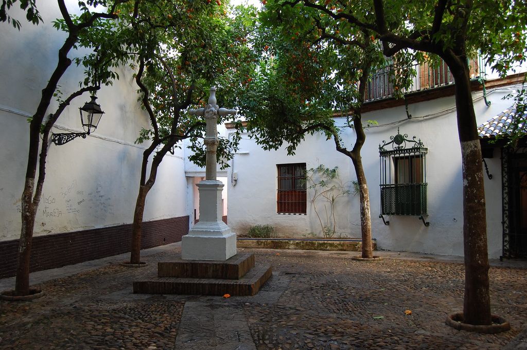 Barrio de Santa Cruz - The Former Jewish Quarter