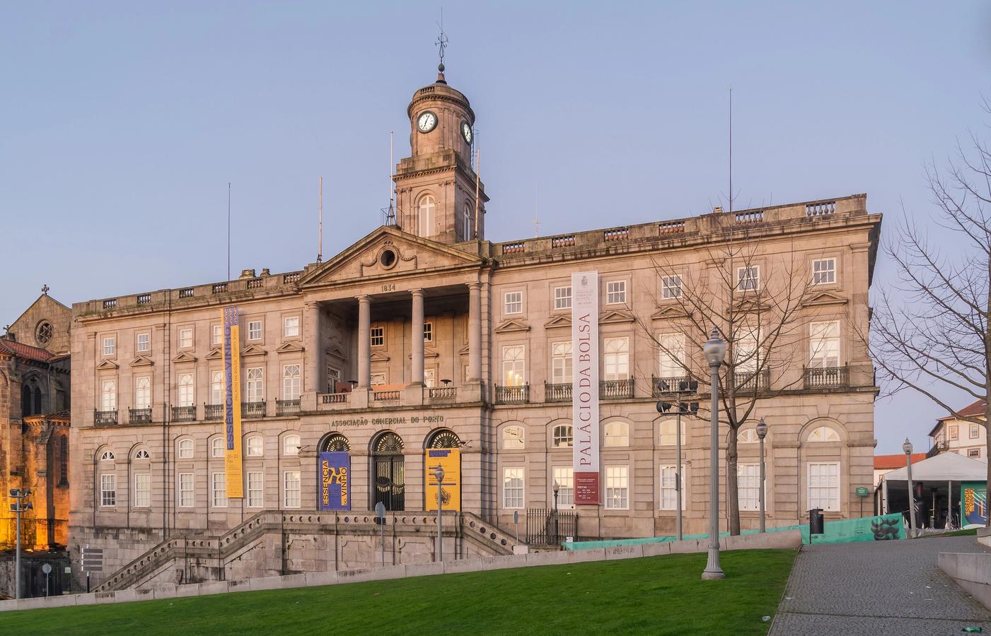 Palácio da Bolsa - The 19th-Century Stock Exchange with a Moorish Showpiece