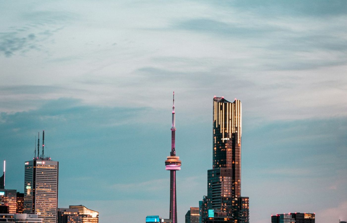 CN Tower - Toronto's Iconic 553-Metre Tower