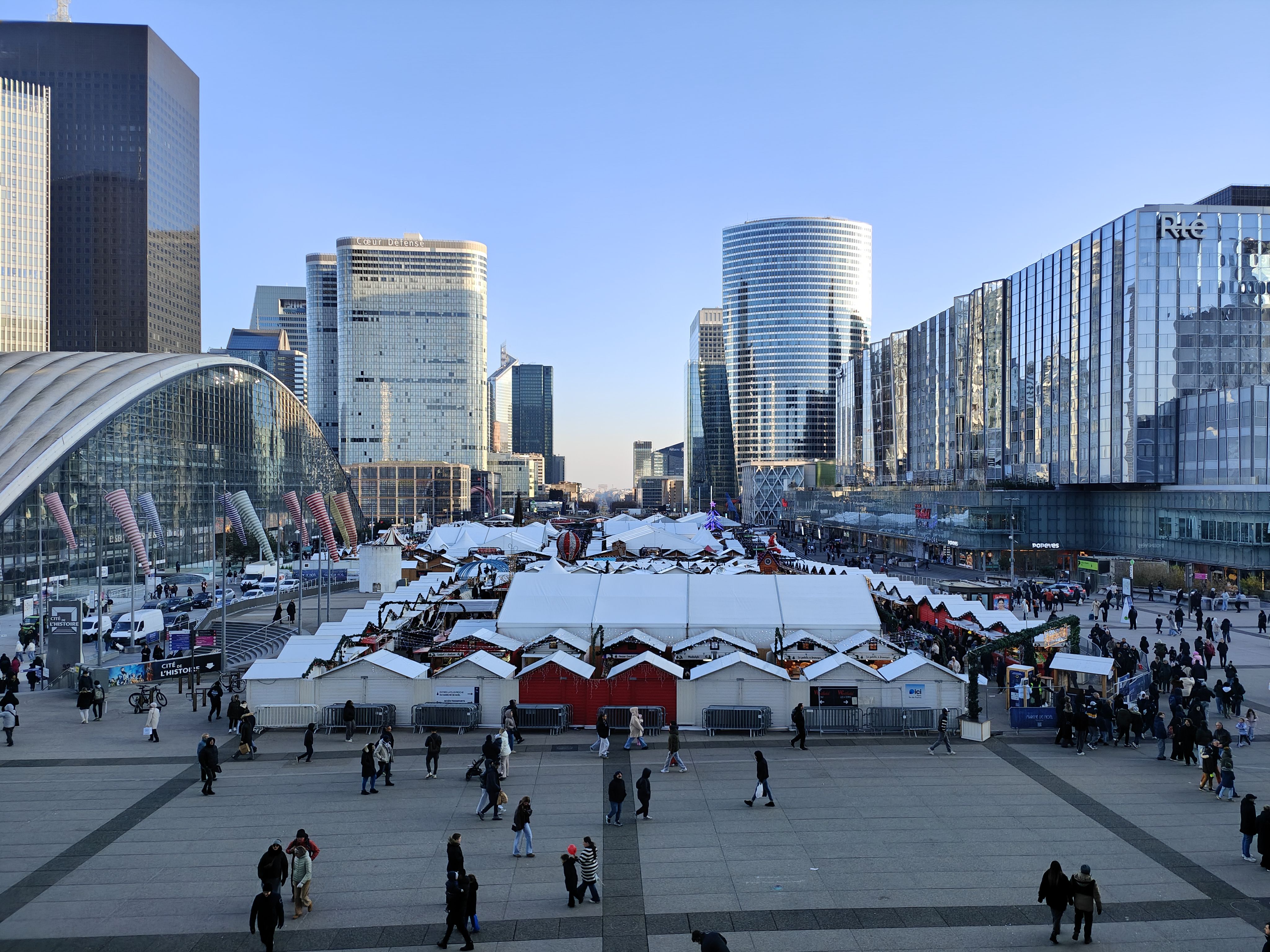 La Défense Christmas Market - The Biggest in the Paris Region