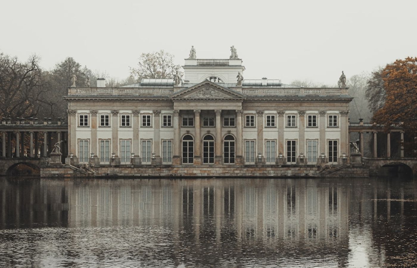 Łazienki Park - Warsaw's Royal Garden