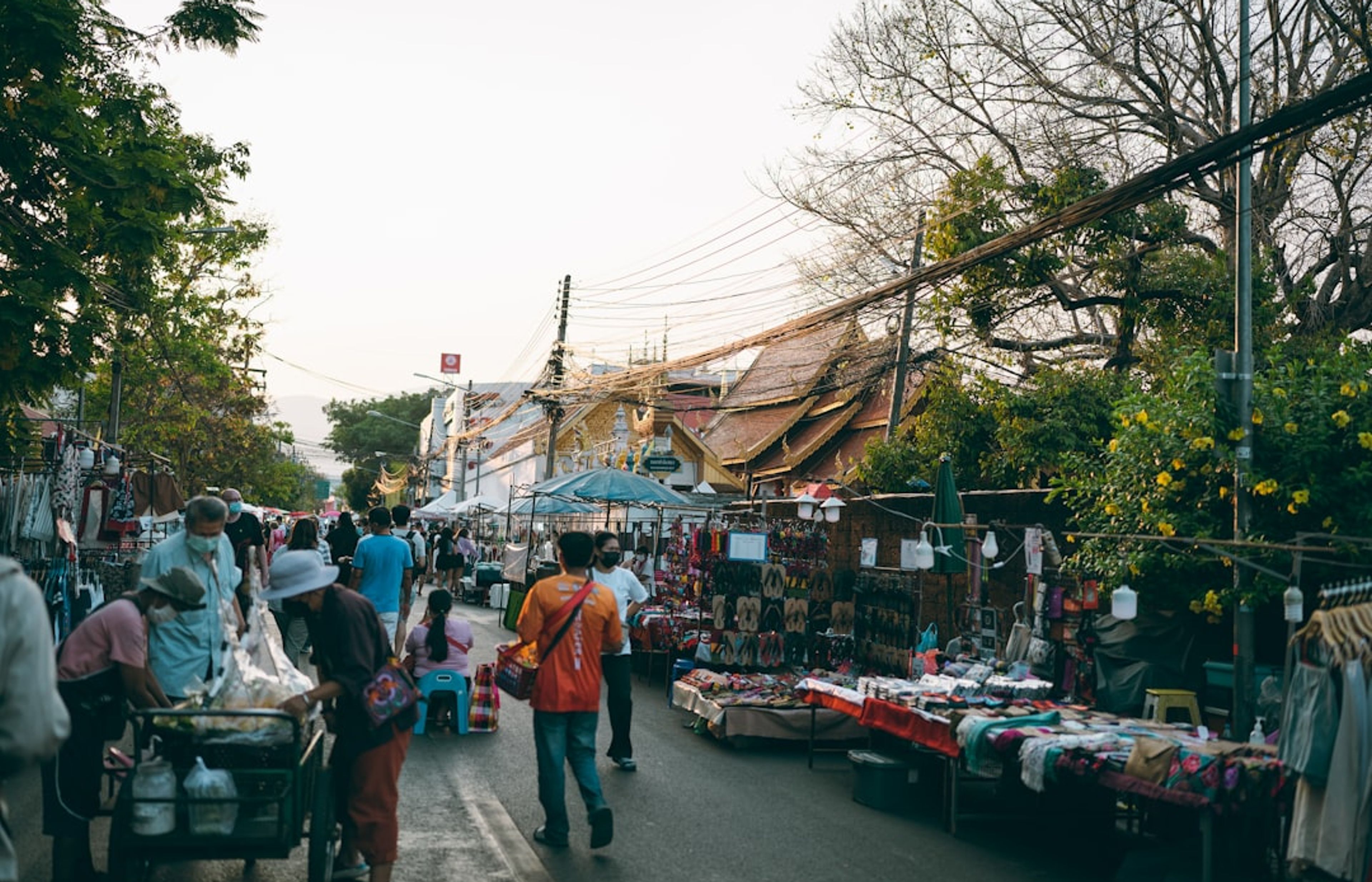 Sunday Walking Street - Chiang Mai's Best Night Market