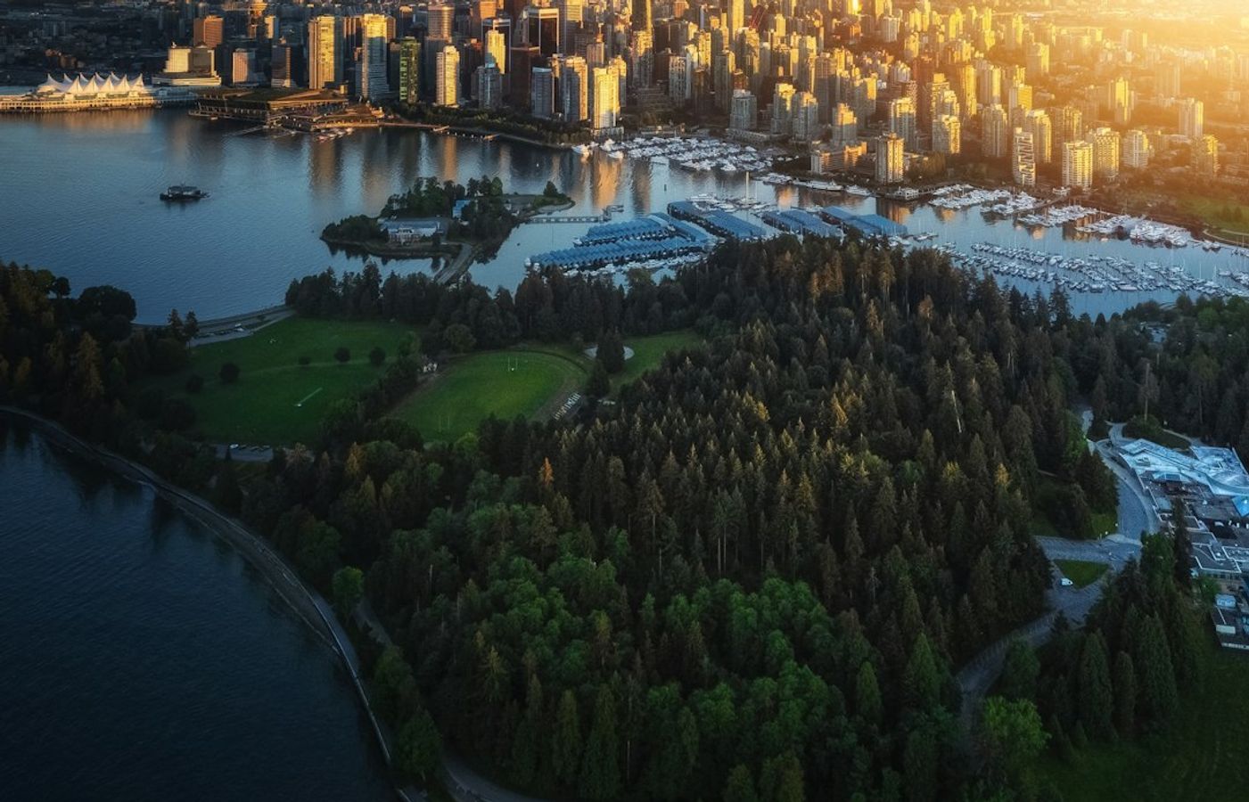 Stanley Park - 400 Hectares of Rainforest in the City