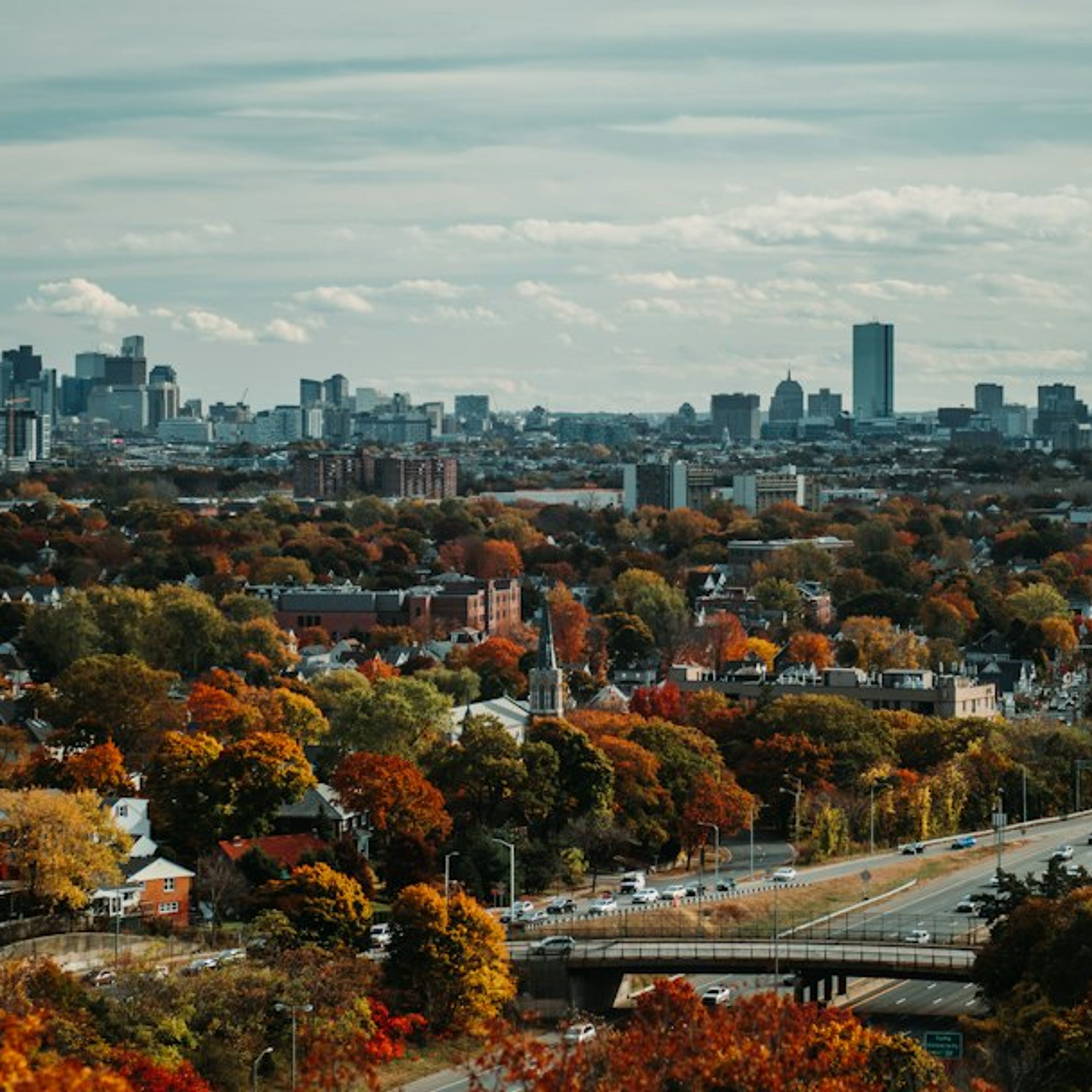 5 Best Fall Foliage Drives Near Boston