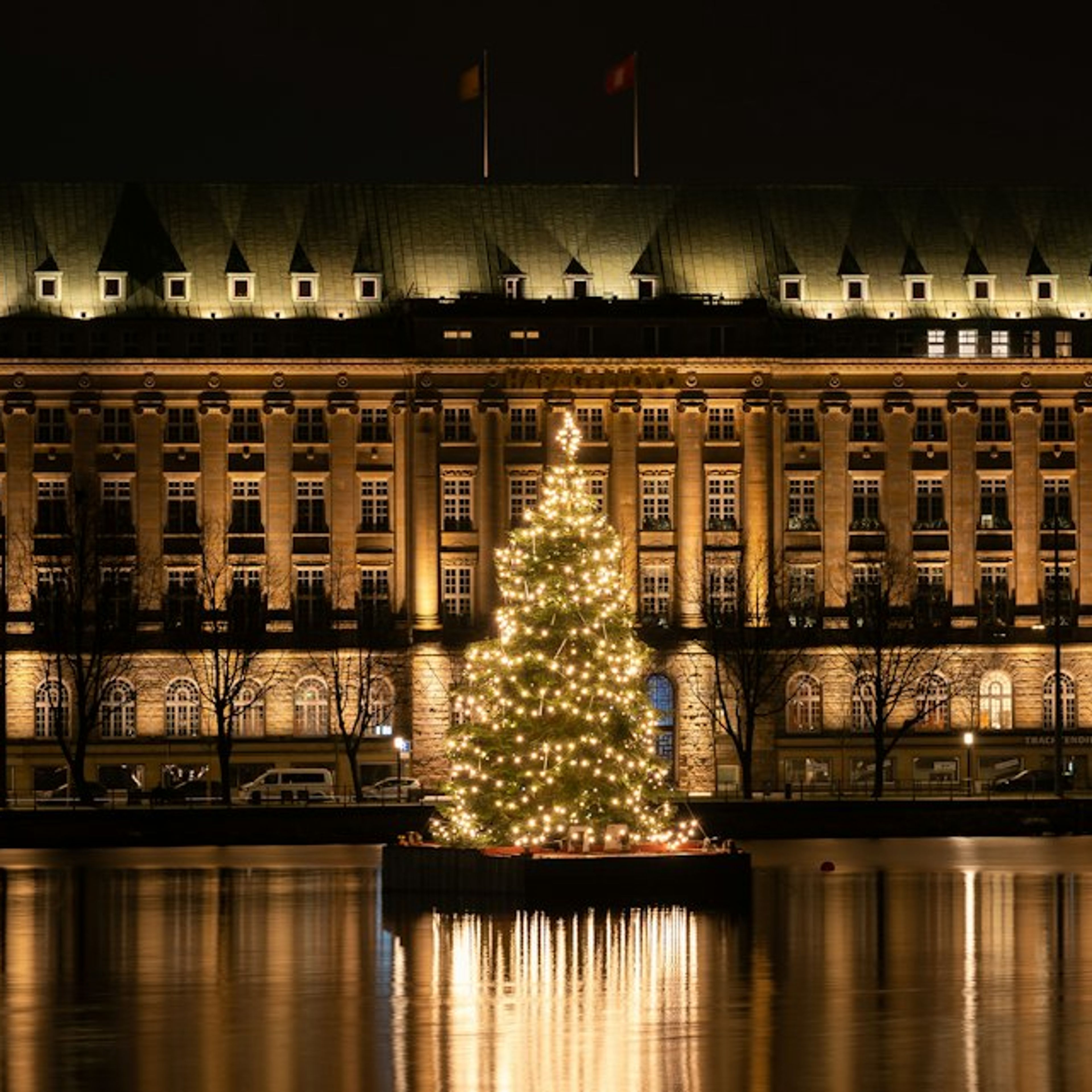Hamburg Christmas Markets 2026: Where the Holiday Magic Happens