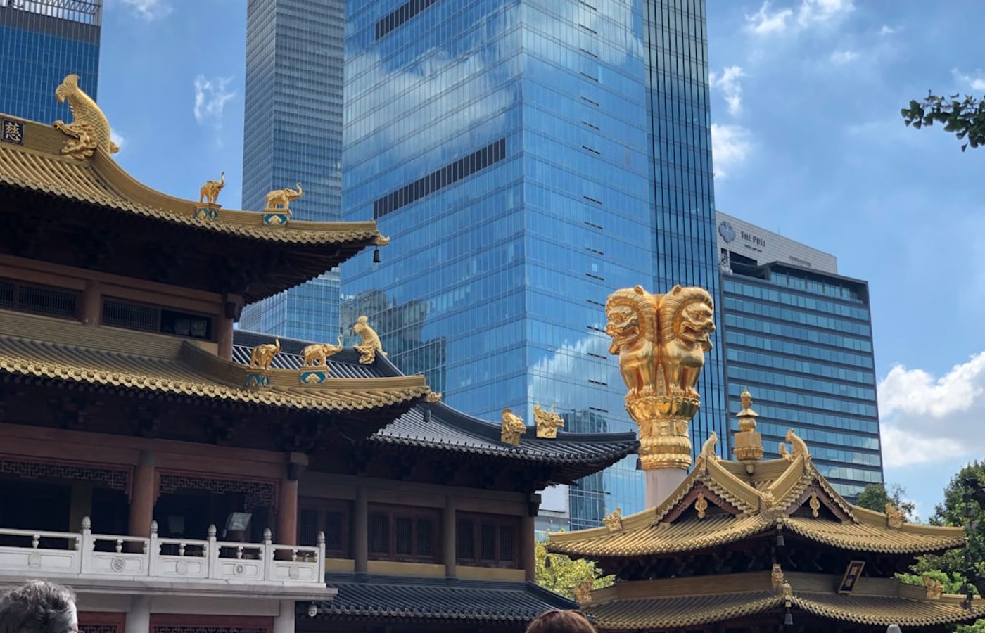 Jing'an Temple - A Gilded Buddhist Complex Ringed by Skyscrapers