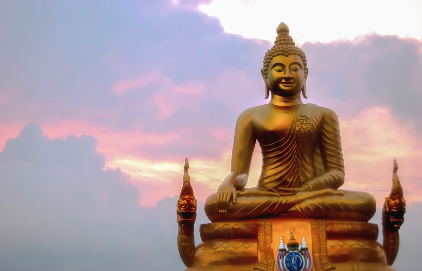 Big Buddha (Phra Phutta Mingmongkol Akenakkiri)