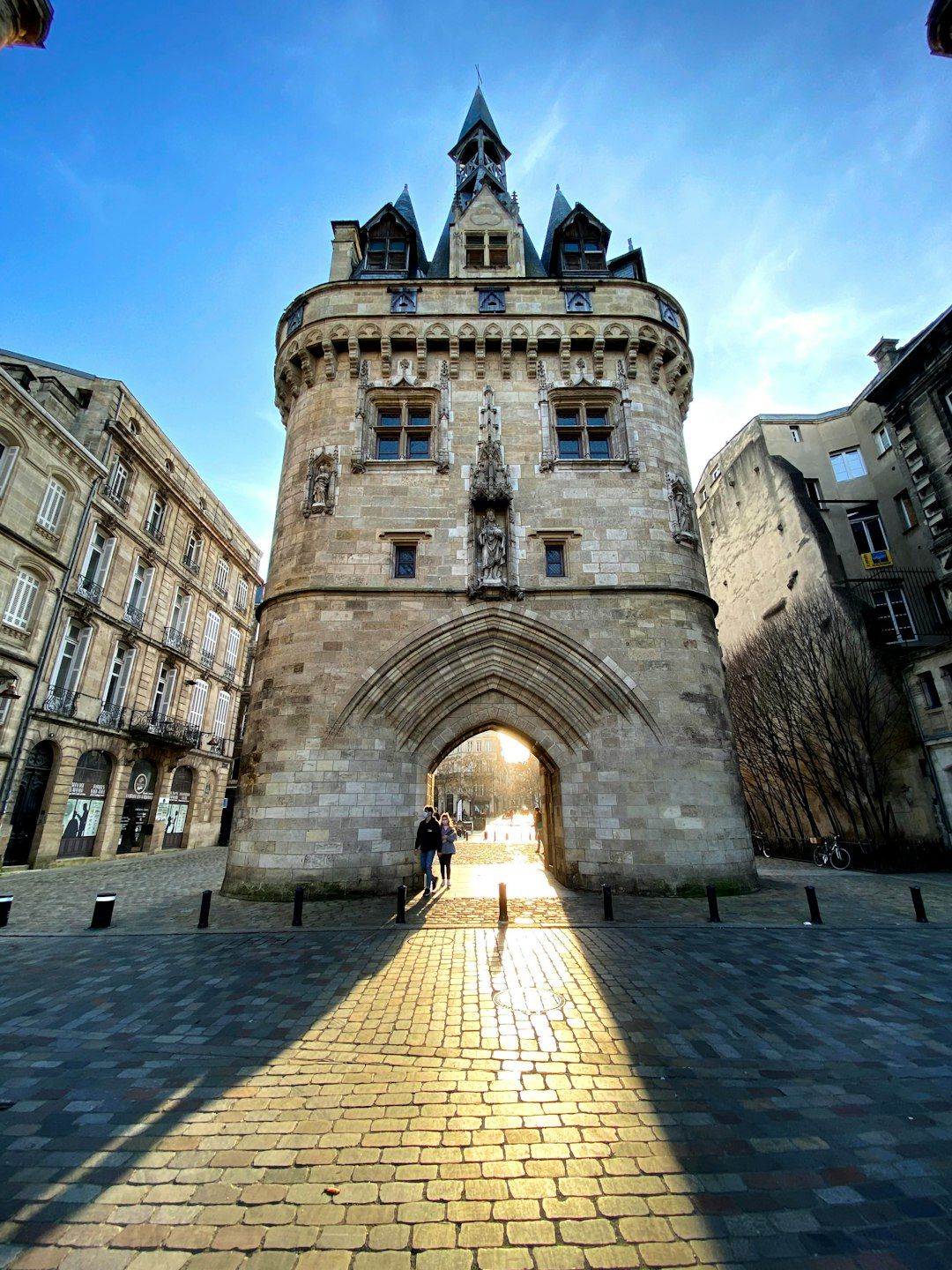 Porte Cailhau
