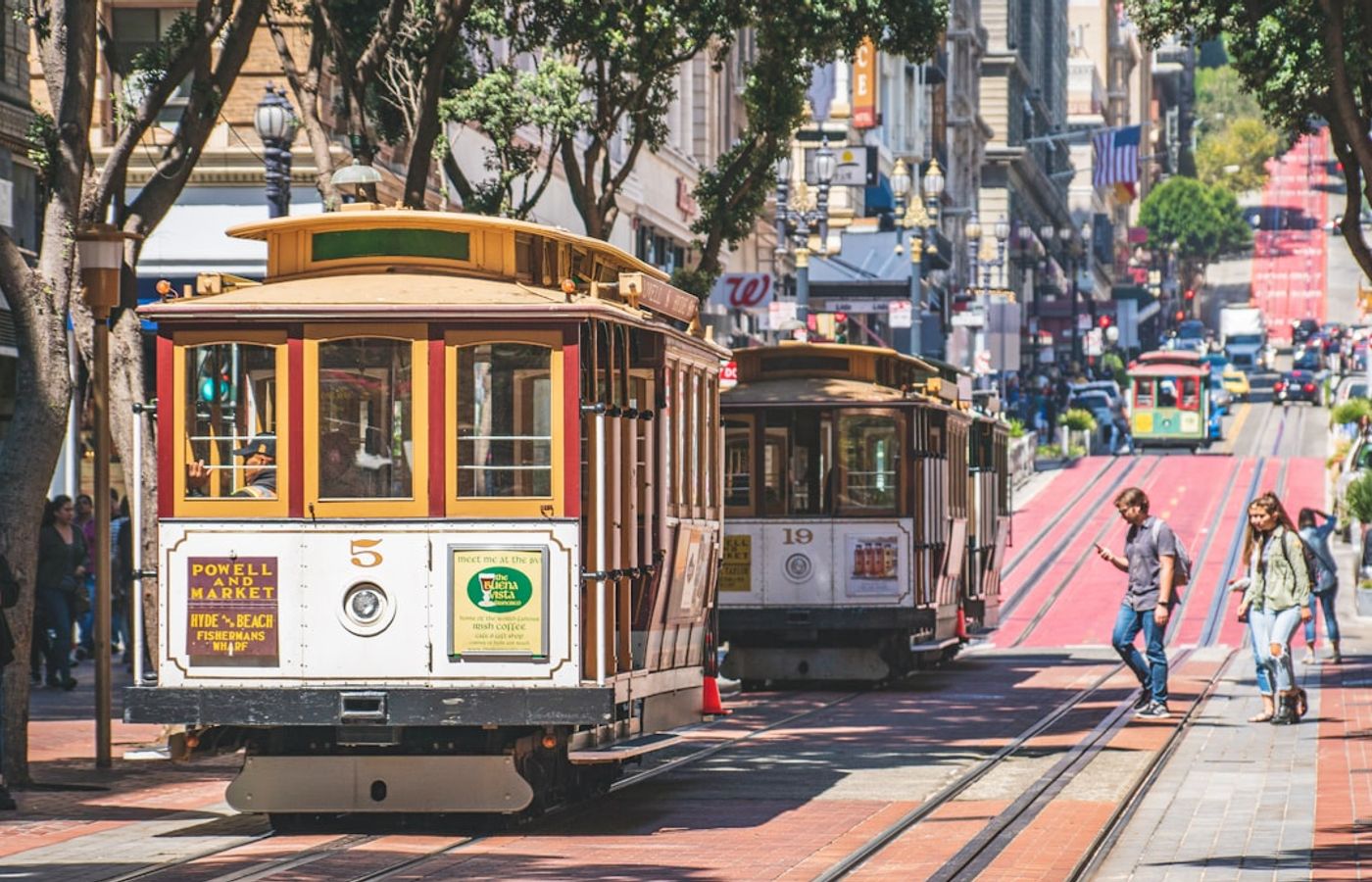 The Cable Cars - Riding San Francisco's Moving Landmarks