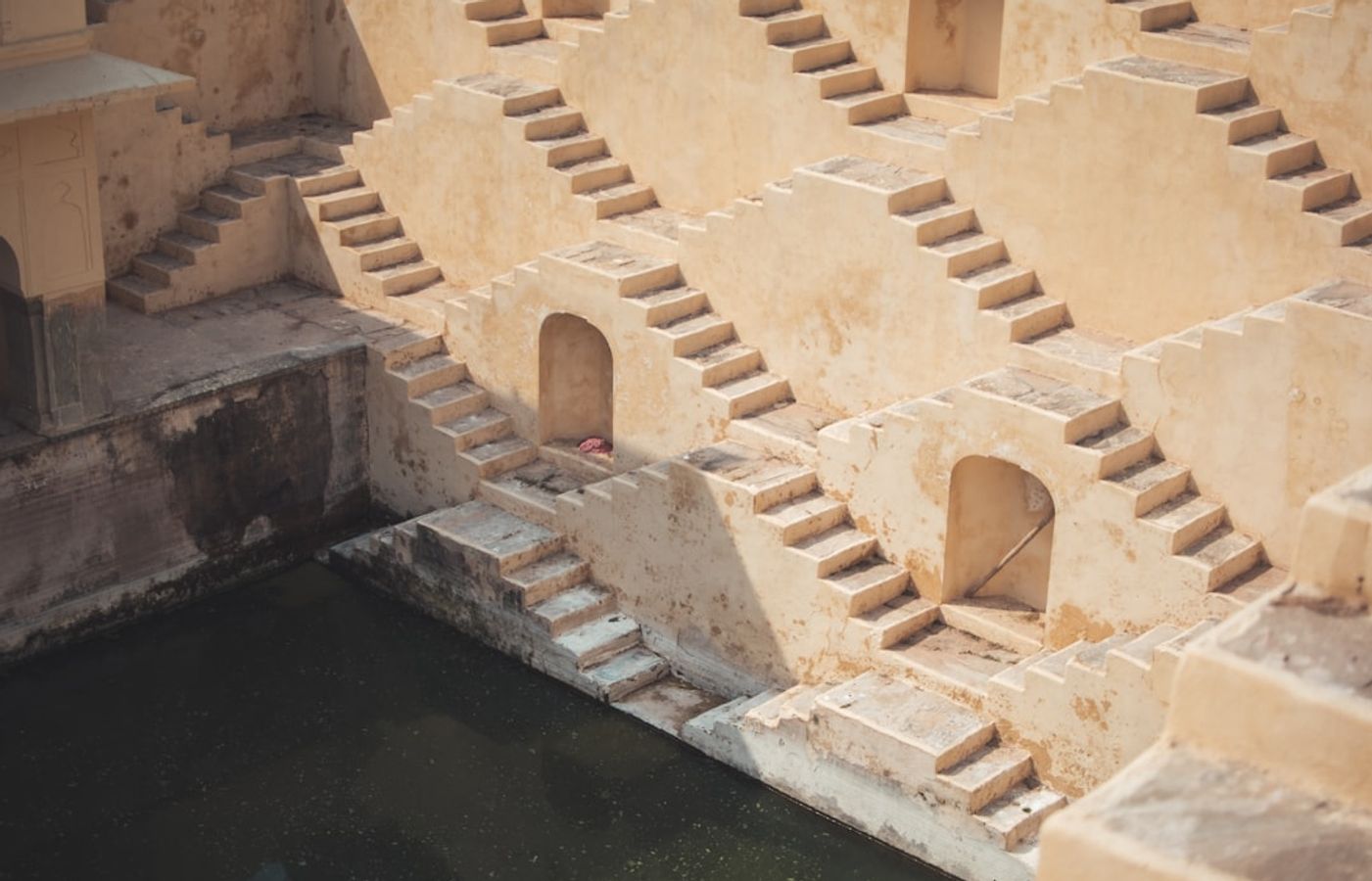Panna Meena Ka Kund - Jaipur's Most Photogenic Stepwell