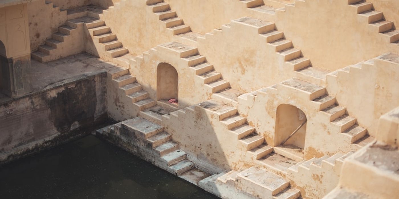 Hotels near Panna Meena Ka Kund