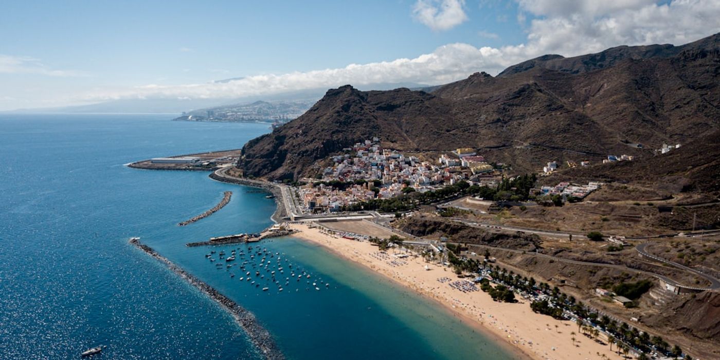Hotels near Playa de las Teresitas
