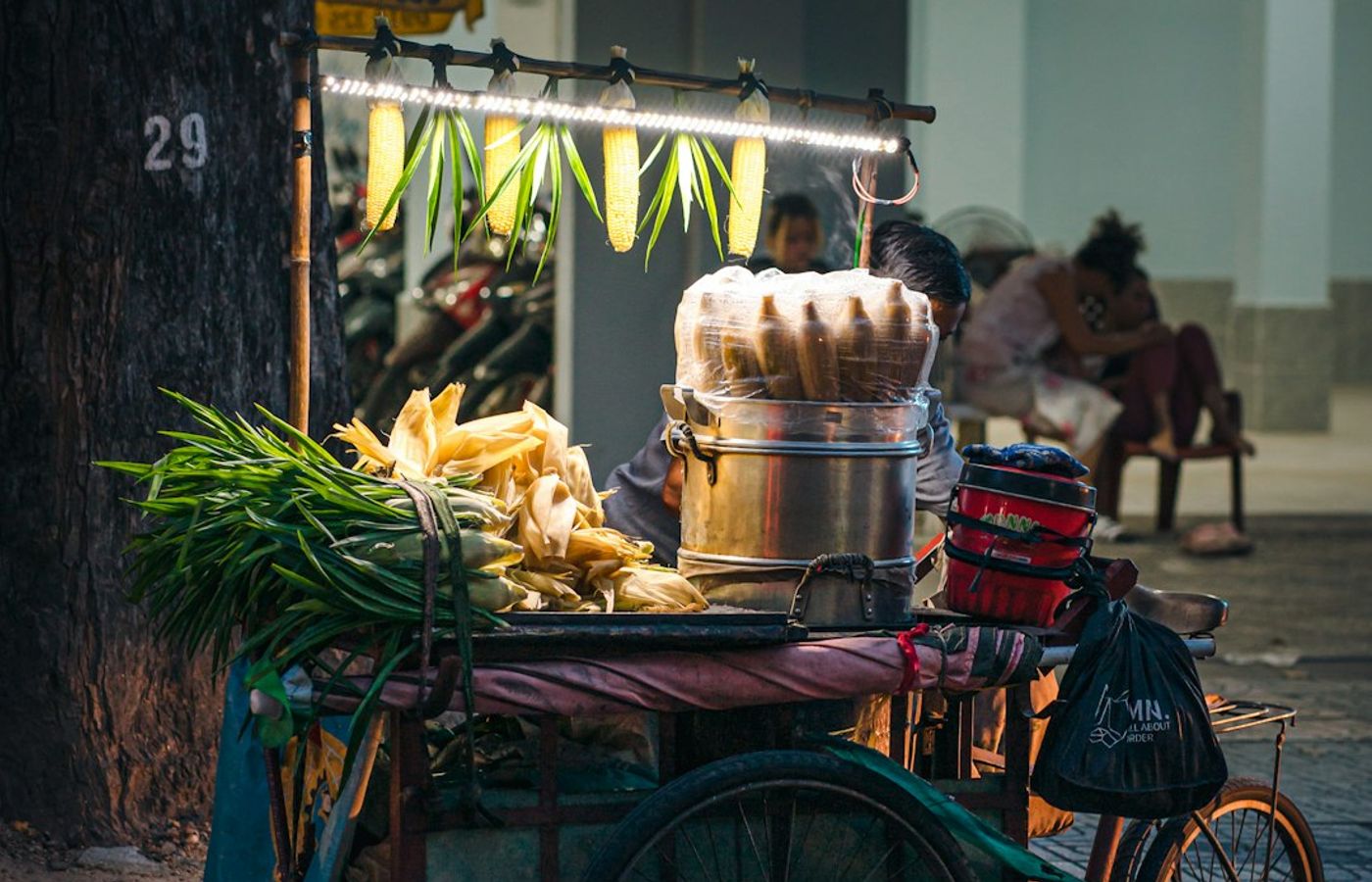 Cho Lon and Binh Tay Market - The Chinese Quarter in Districts 5 and 6