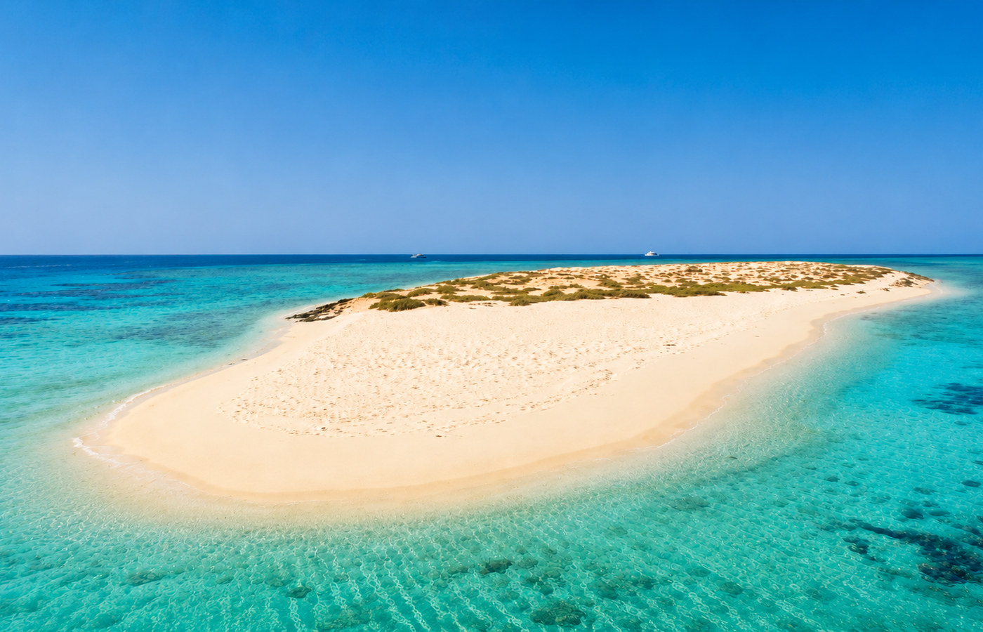 Marsa Mubarak - Reliable green turtle bay