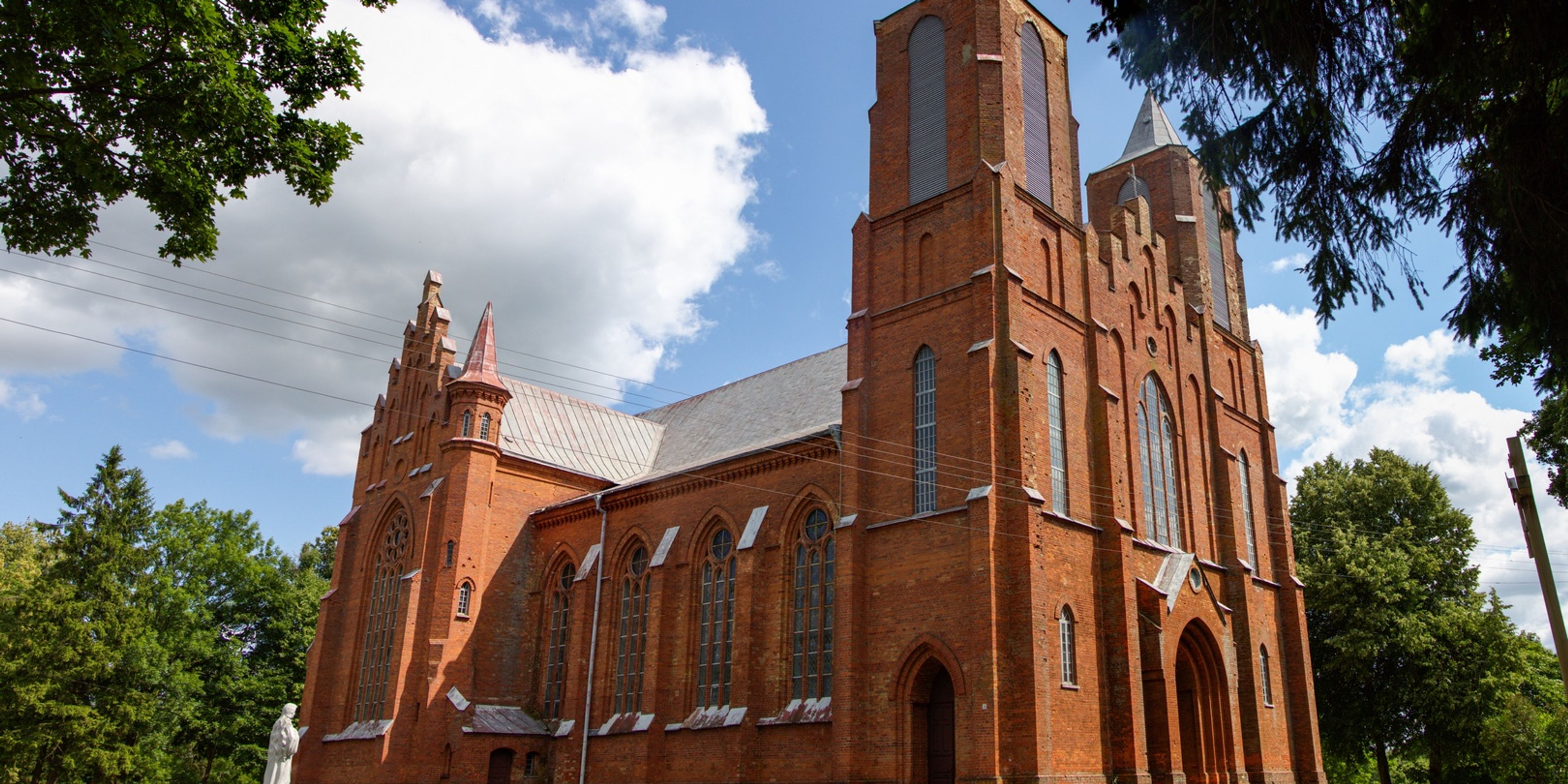 Hotels near Girdiškė Church of Our Lady of the Snows