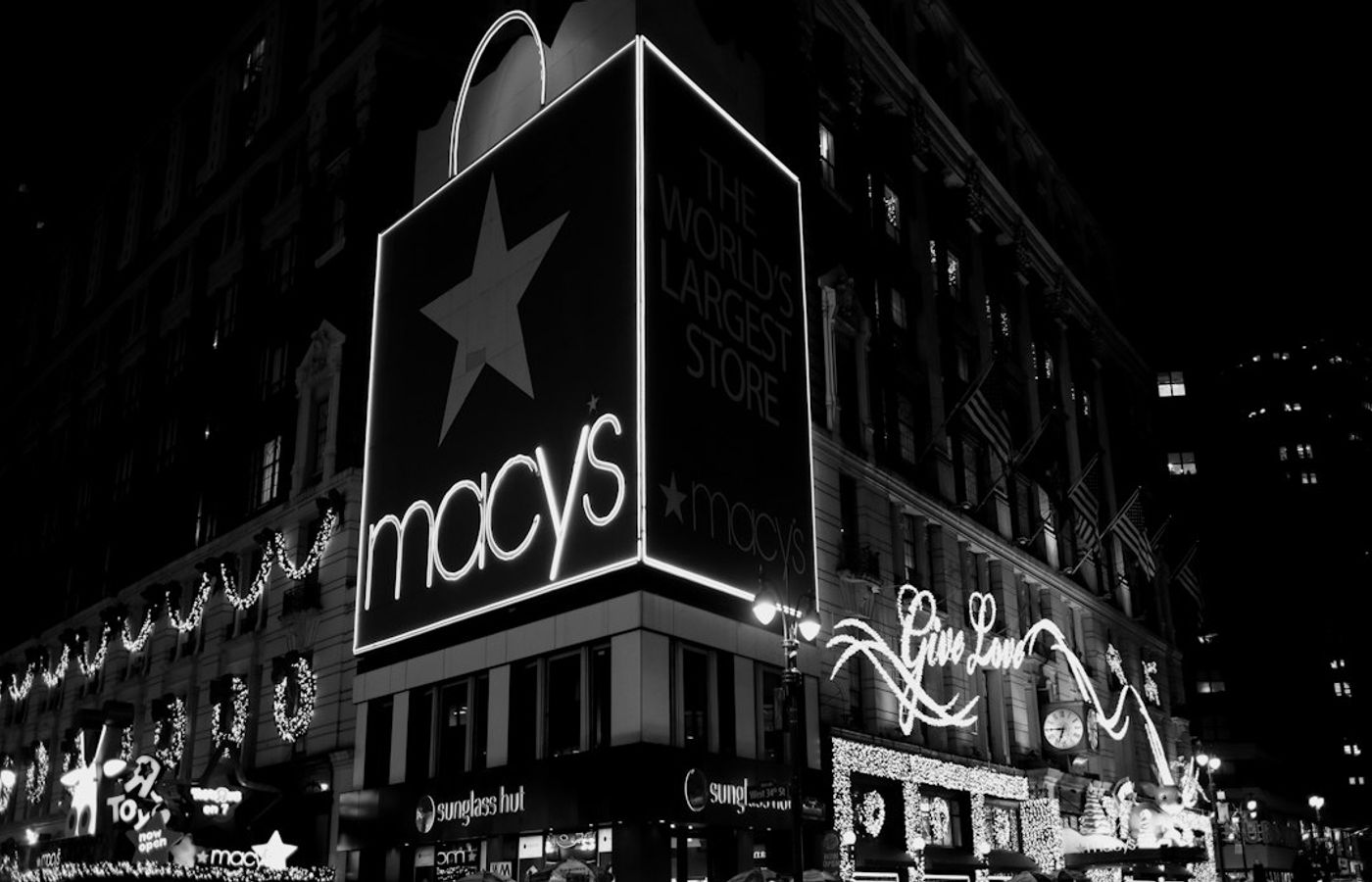 Macy's Herald Square - Holiday Square, Santaland and the Famous Windows