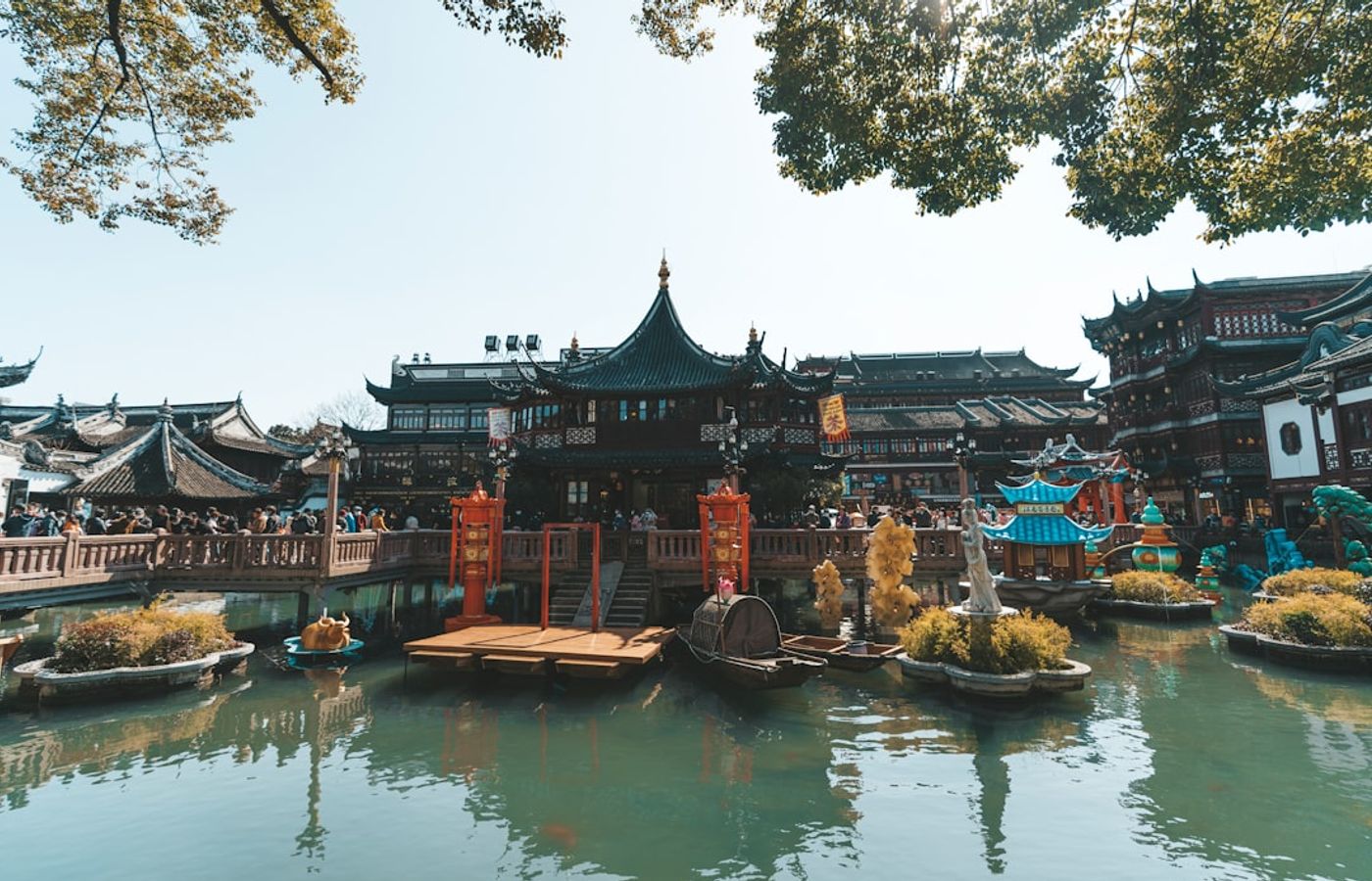 Yu Garden - A Ming Dynasty Garden Behind the Bazaar