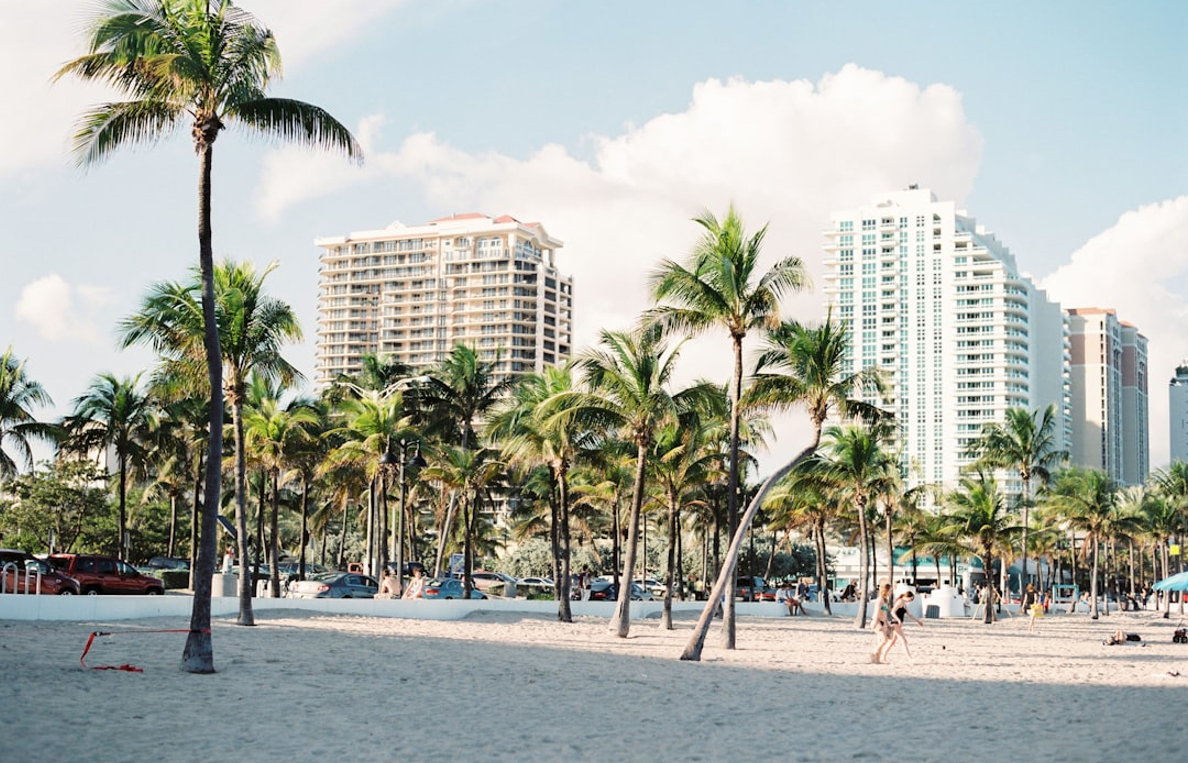 South Beach - Miami's Iconic Sand and Scene