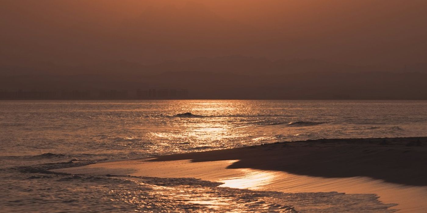 Hotels near Orange Bay Beach