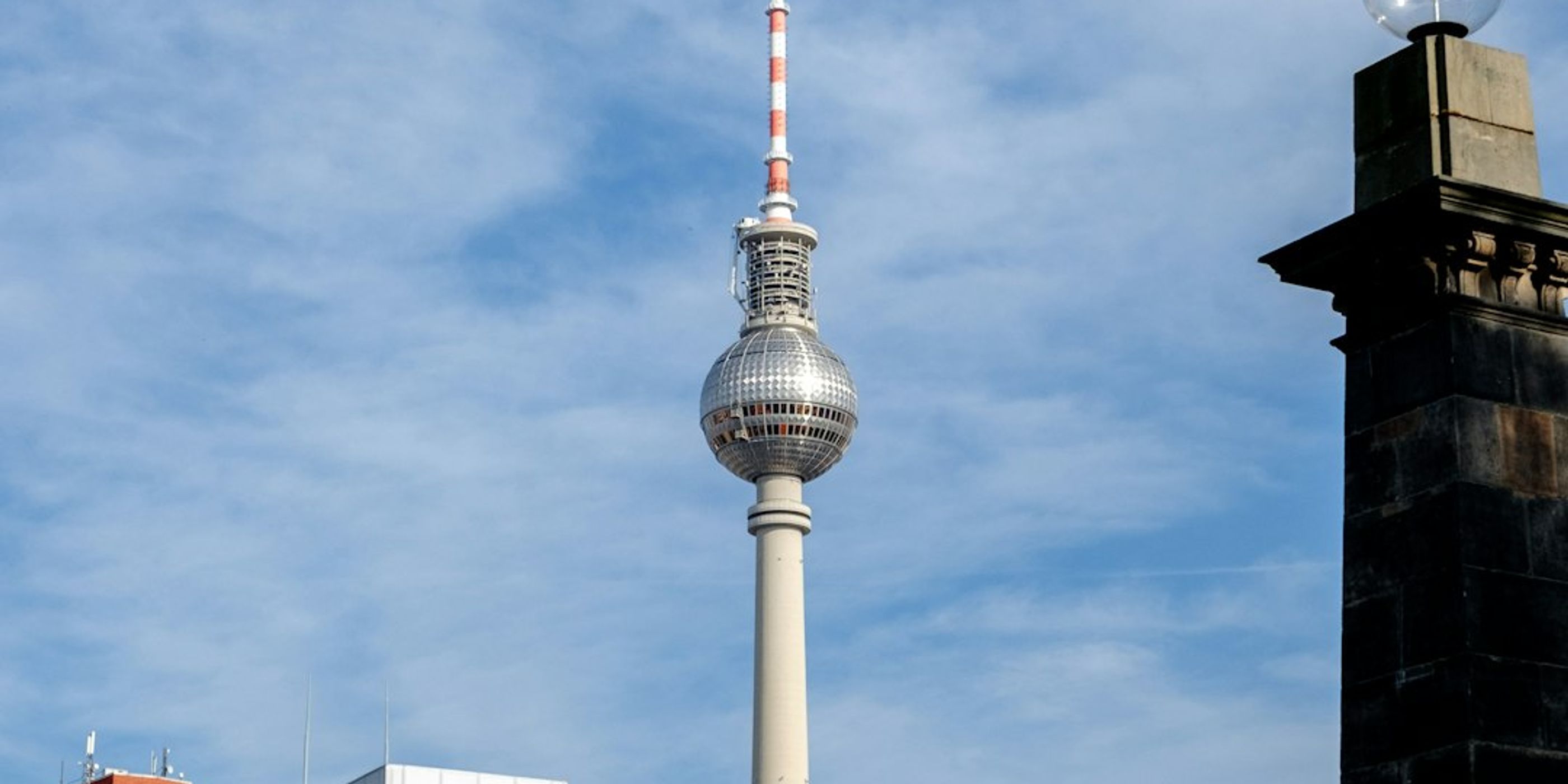 Hotels near Fernsehturm (TV Tower) and Alexanderplatz