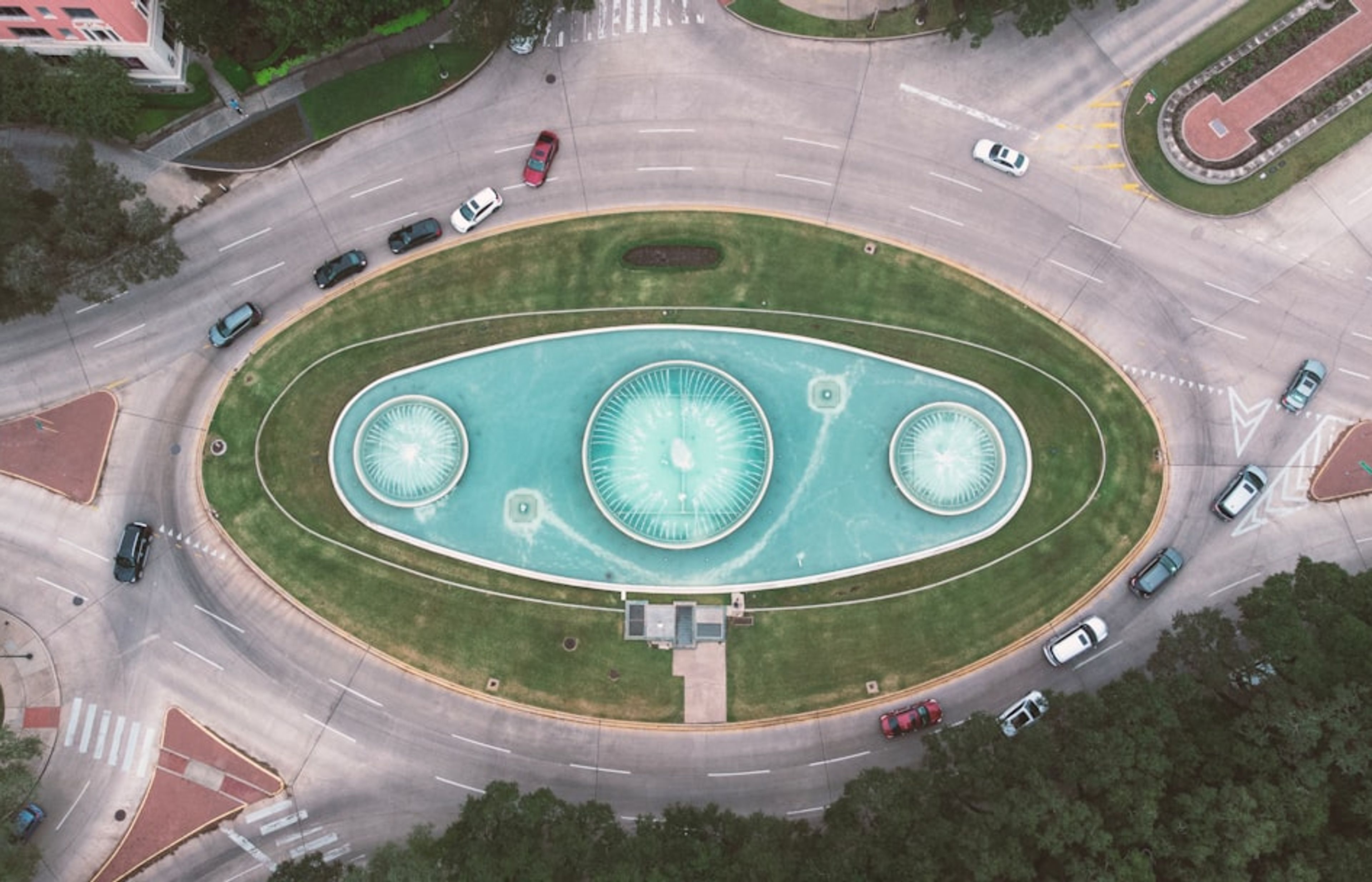 Greenway Plaza / Upper Kirby - Mid-Range with Freeway Access