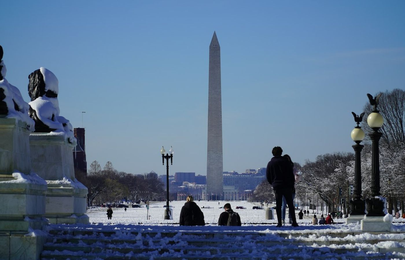 Washington Monument in Mount Vernon - The Monument Lighting