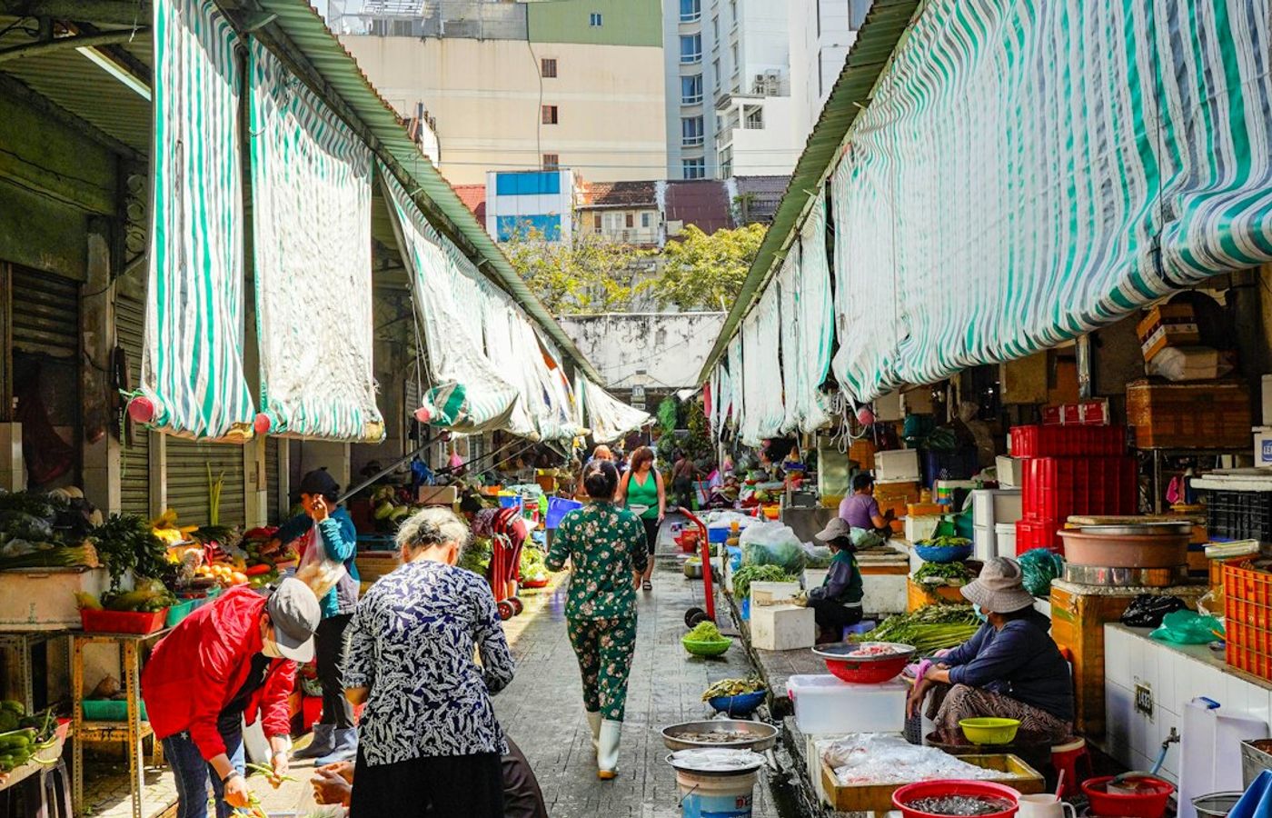 Ben Thanh Market - The Central Market and Metro Line 1 Terminus