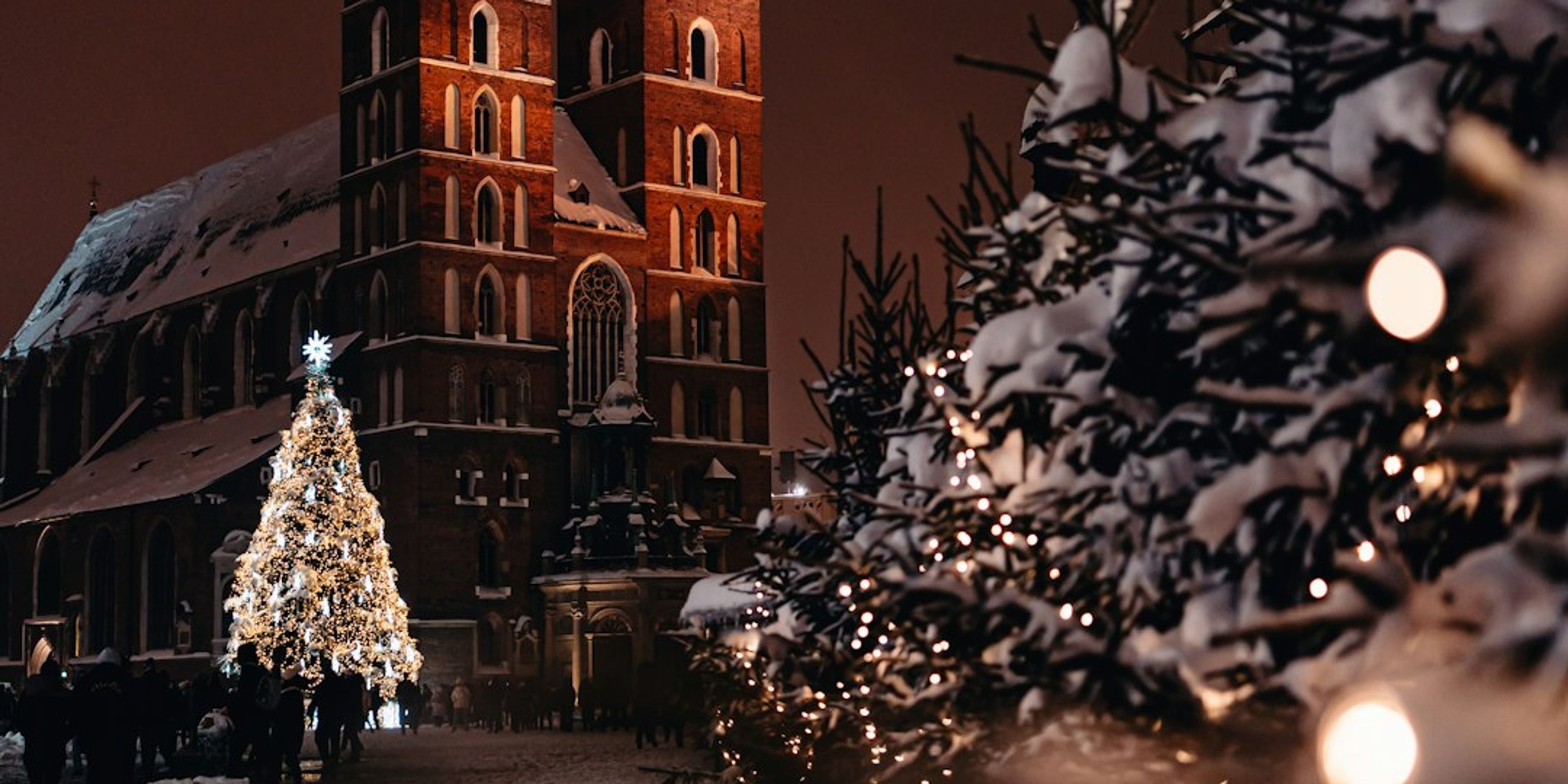 Krakow Christmas Market 2026: Best Markets & Local Traditions