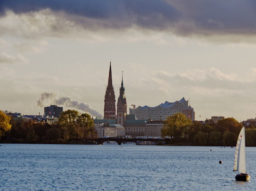 Alster Lakes (Binnenalster and Aussenalster) - The Two City Lakes