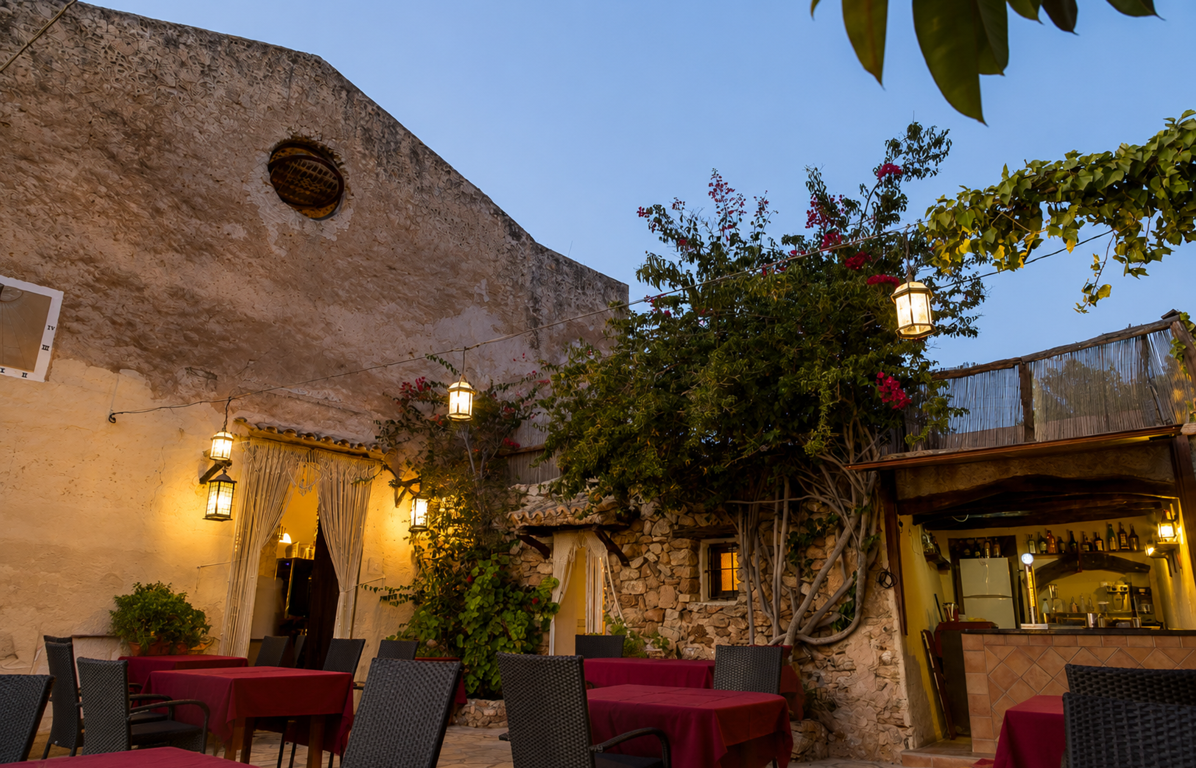 Sa Capella - Romantic Dining in a Converted Church near San Antonio