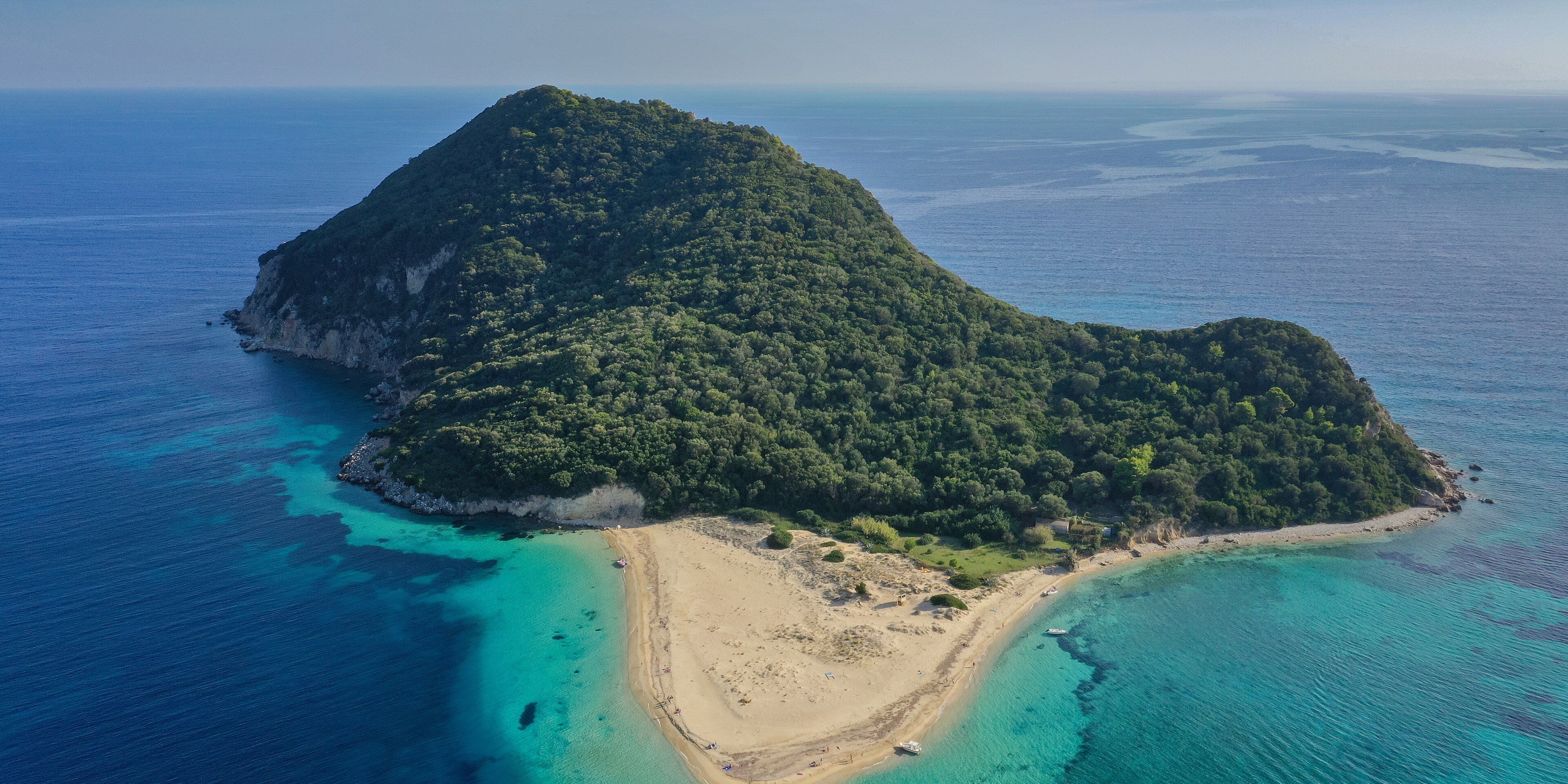 Hotels near Marathonisi Island (Turtle Island)