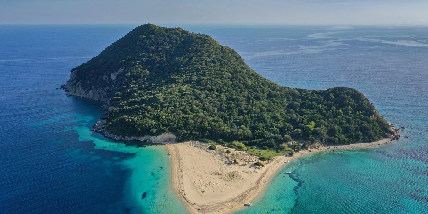 Hotels near Marathonisi Island (Turtle Island)
