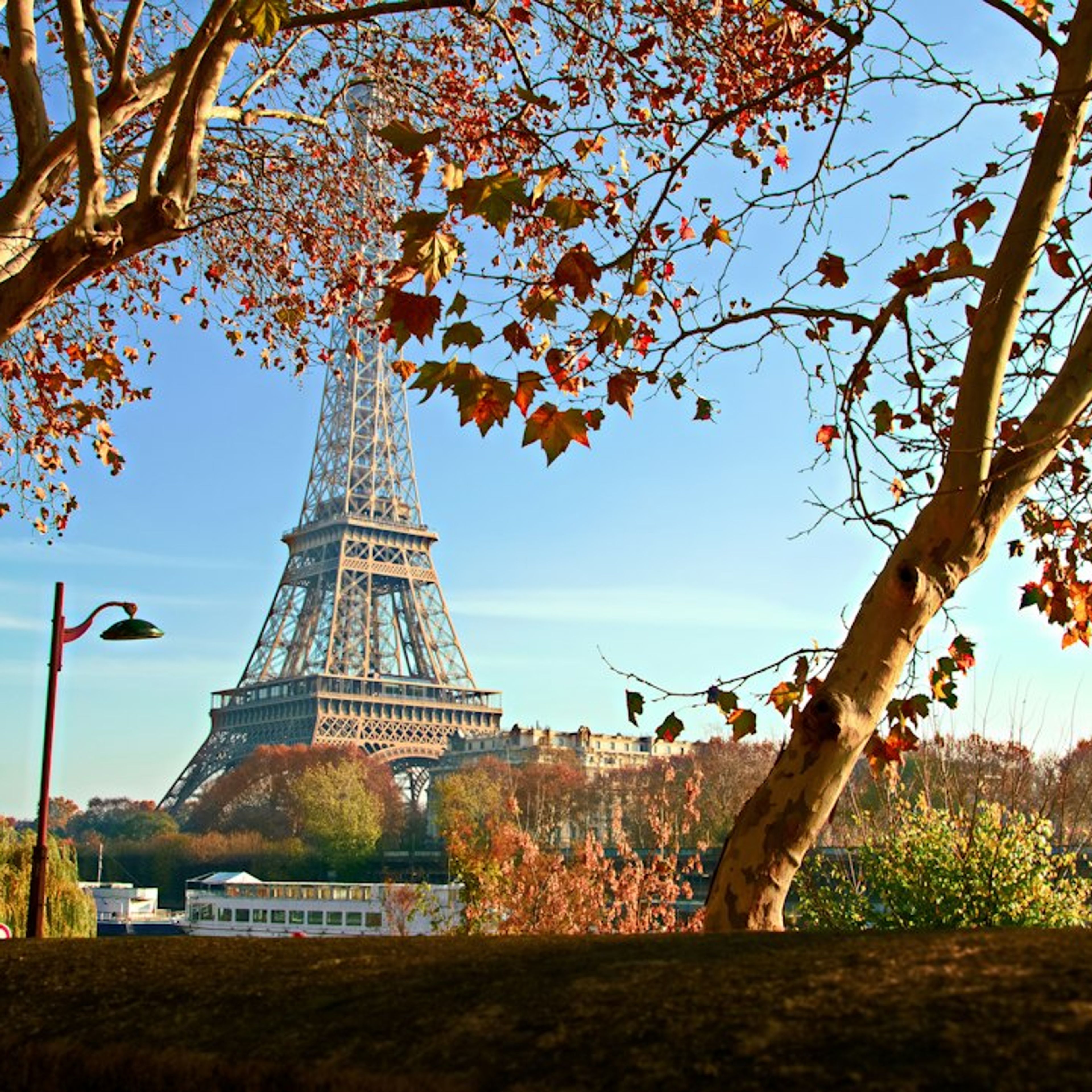 Paris in October: Weather, Crowds and Prices