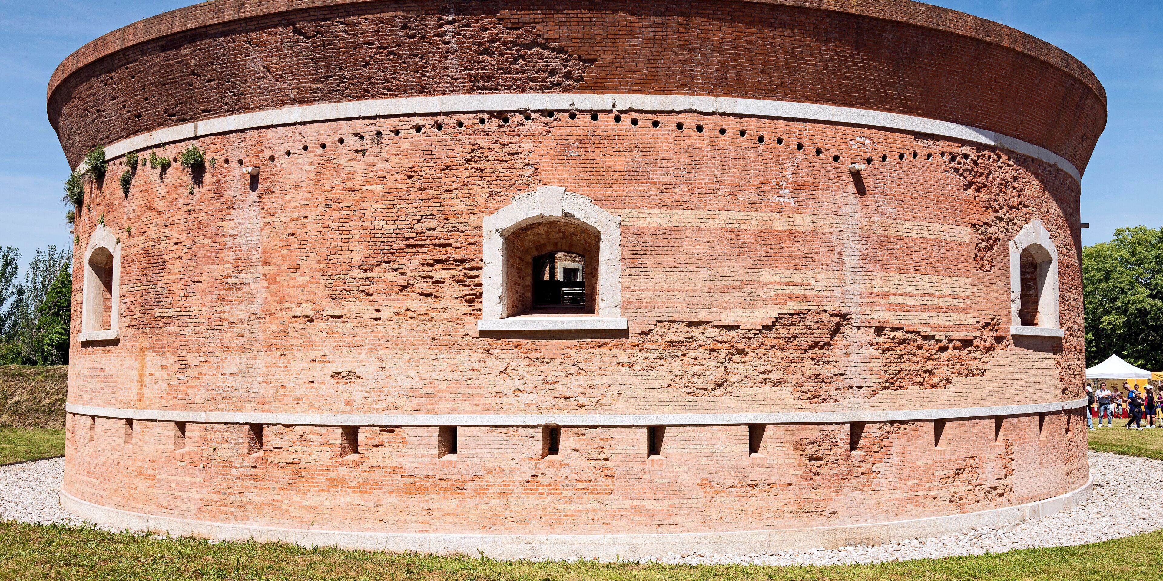 Hotels near Sant'Erasmo
