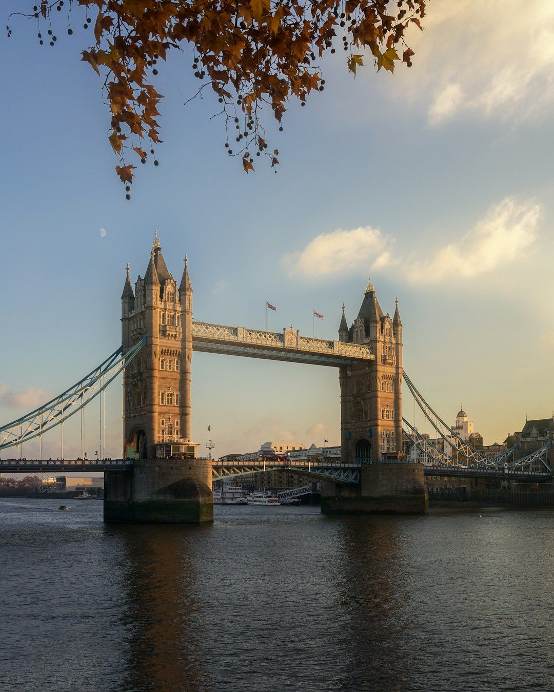 London in October: Weather, Art Fairs and Autumn Parks