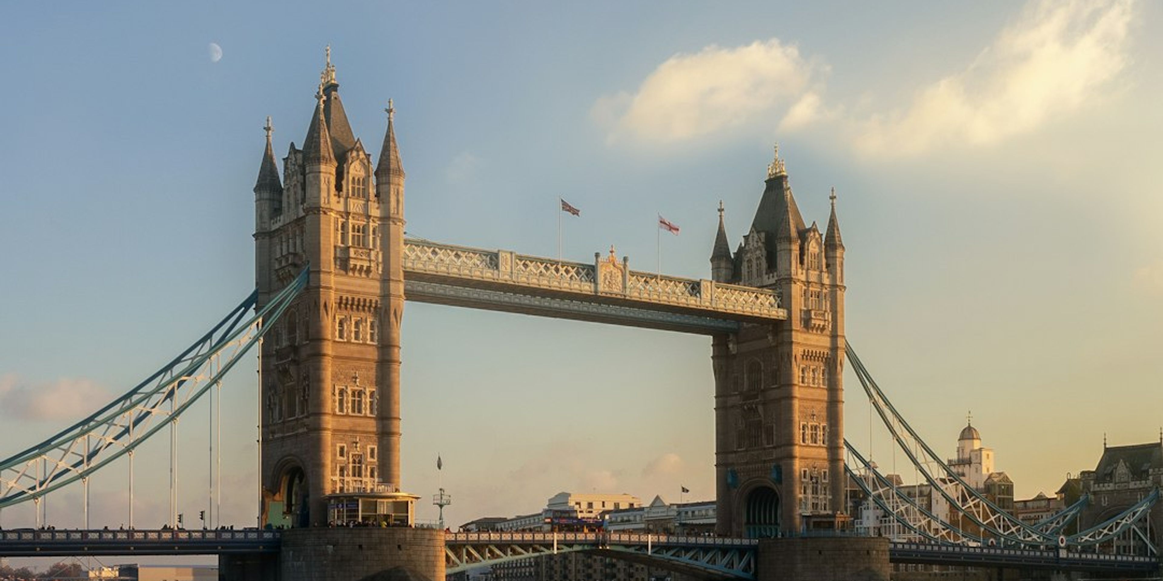 London in October: Weather, Art Fairs and Autumn Parks