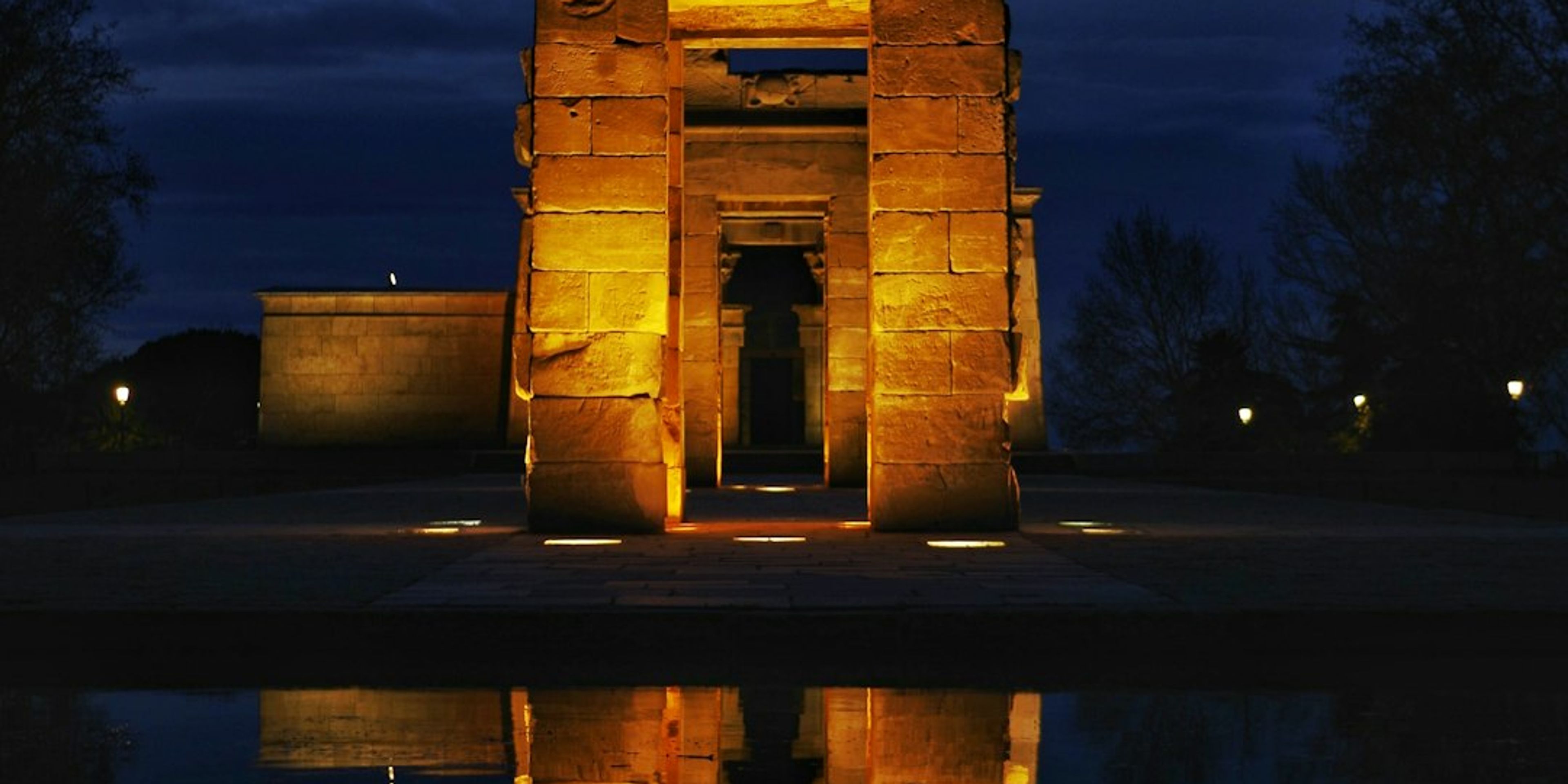 Hotels near Templo de Debod
