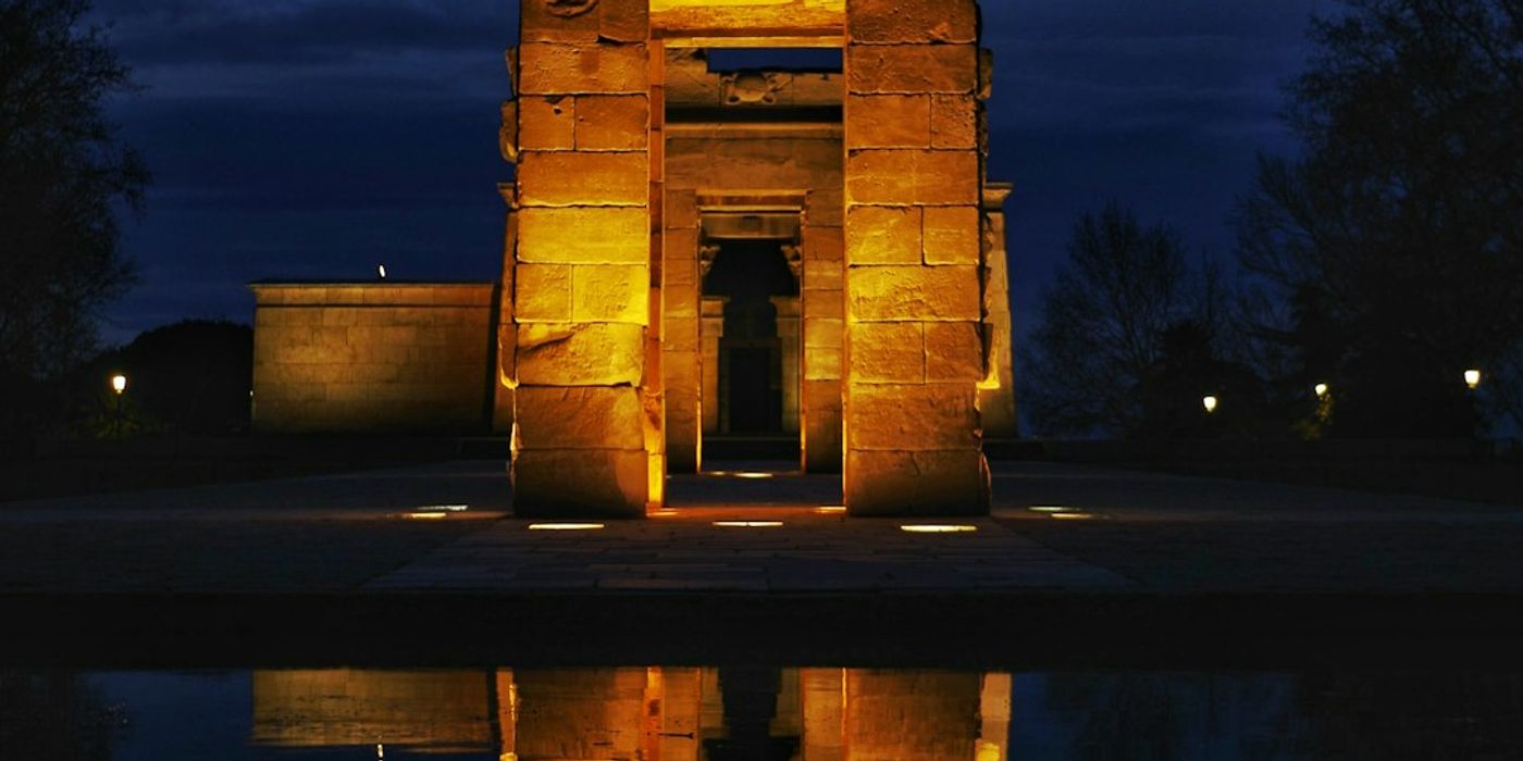 Hotels near Templo de Debod